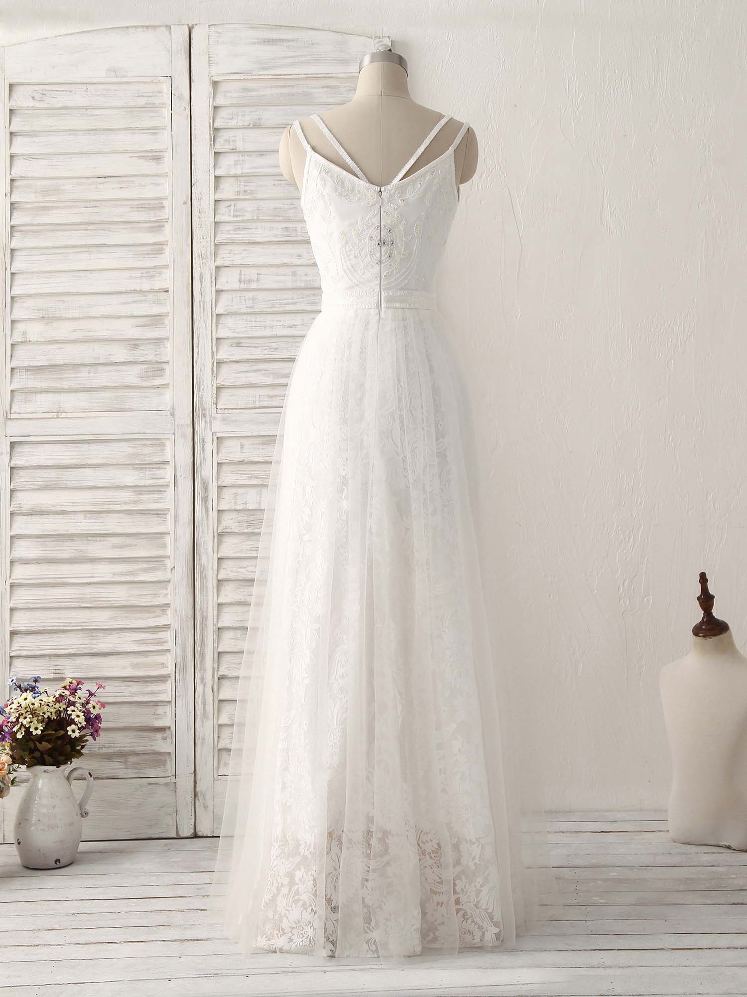 Elegant White V-Neck Tulle Lace Long Prom Dress - Formal Evening Gown for Homecoming, Wedding, and Special Occasions