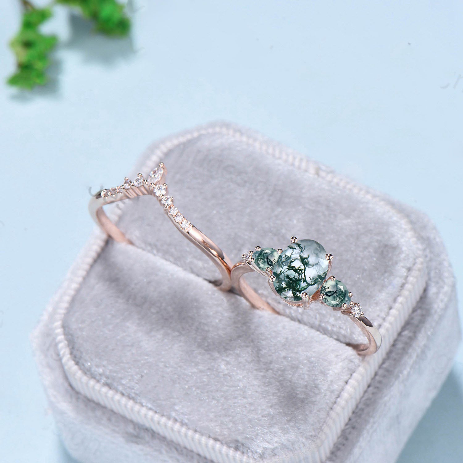 1.5Ct Oval Natural Moss Agate Engagement Ring Set with 5 Pear-Shaped Aquatic Agate Stones & Moissanite Stacking Band - Unique Wedding Jewelry Gift for Women, Perfect for Proposals, Anniversaries & Bridal Stacking