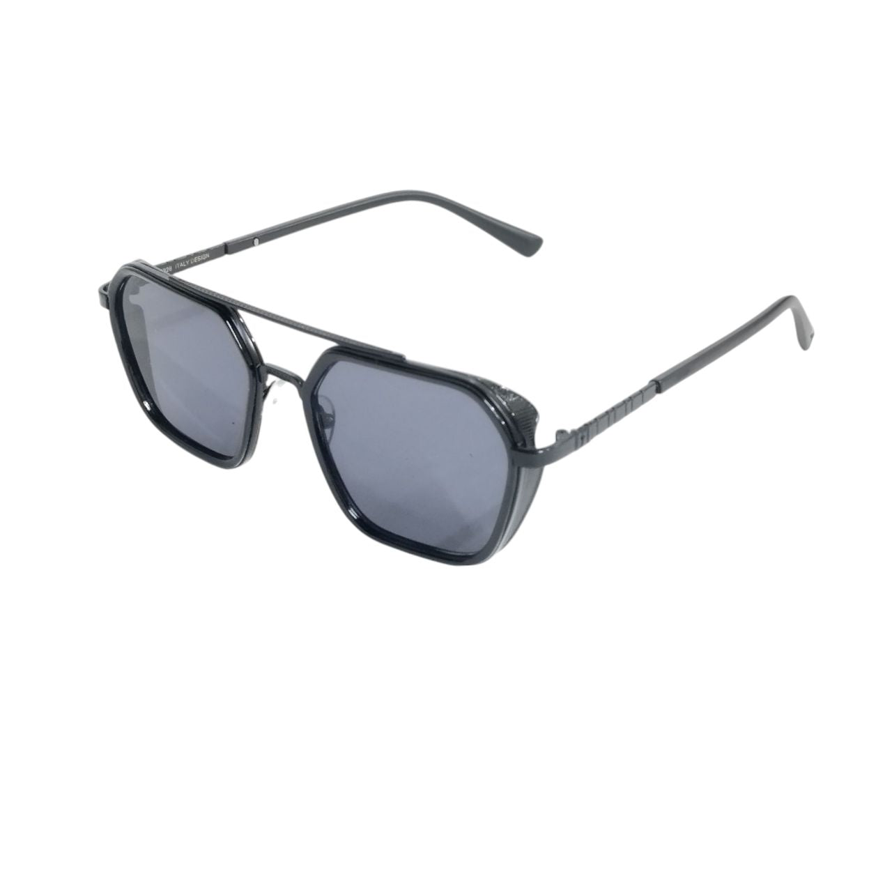 Black Frame Black Lens