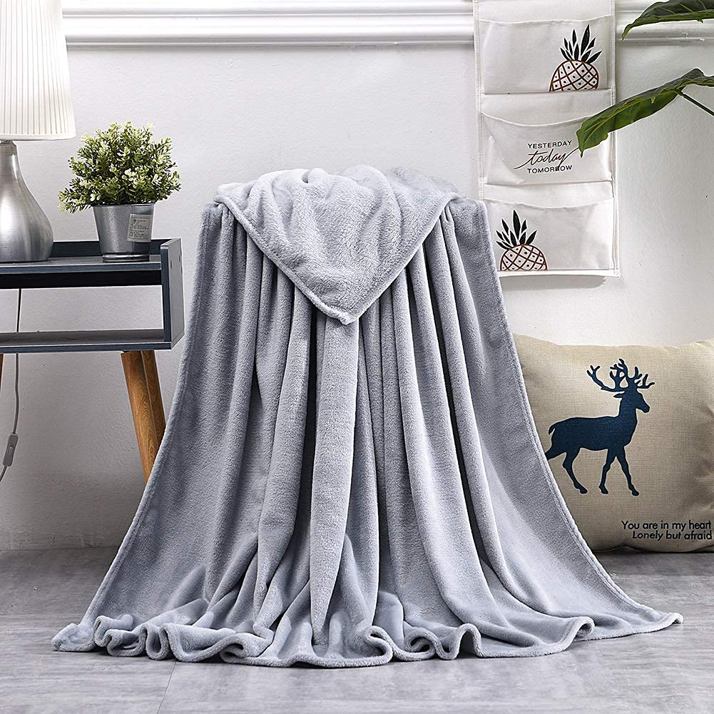 Premium Flannel Fleece Blanket 200x230cm - Ultra Soft Microfiber Plush Throw for Bed, Sofa & Travel - Lightweight Warm Blanket for Winter Nights, Camping & Cozy Home Decor