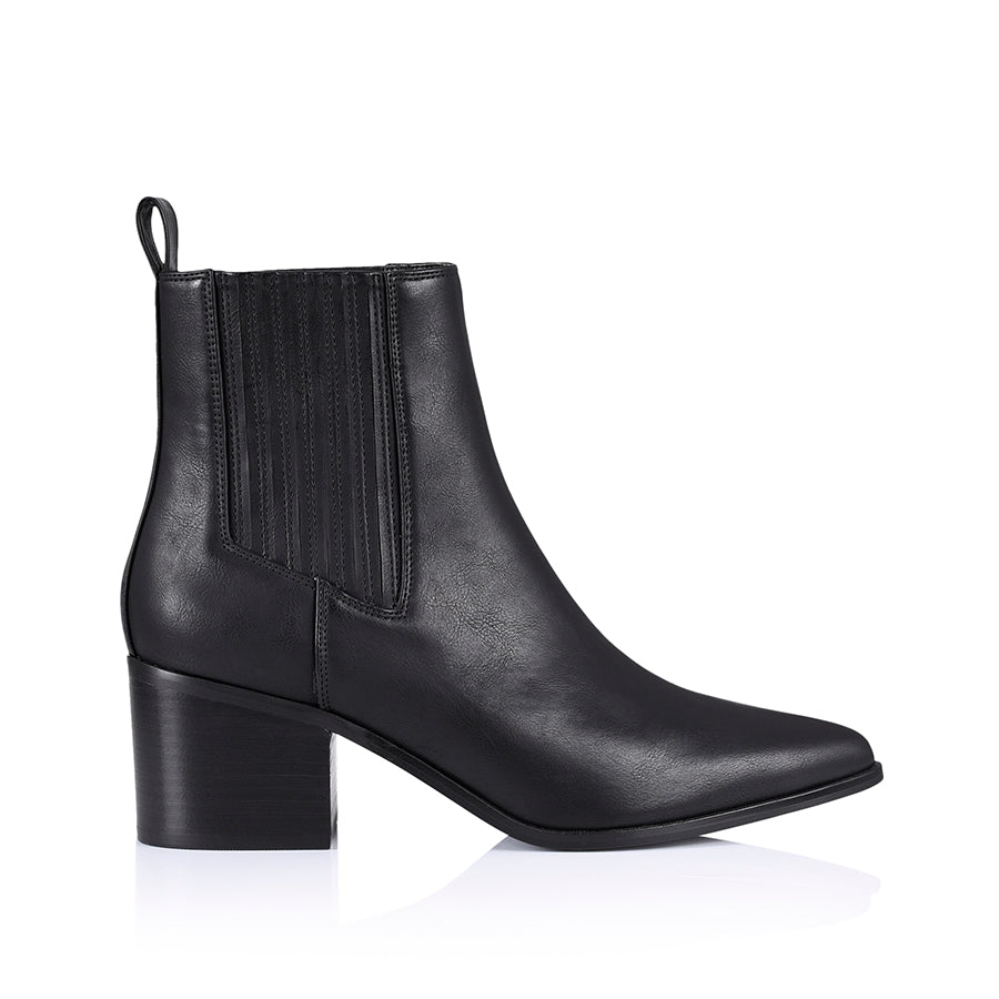 Stylish Fillipin Chelsea Ankle Boots for Women - Black Softee Leather Comfortable Slip-On Shoes | Perfect for Casual Outfits, Work & Fall Fashion