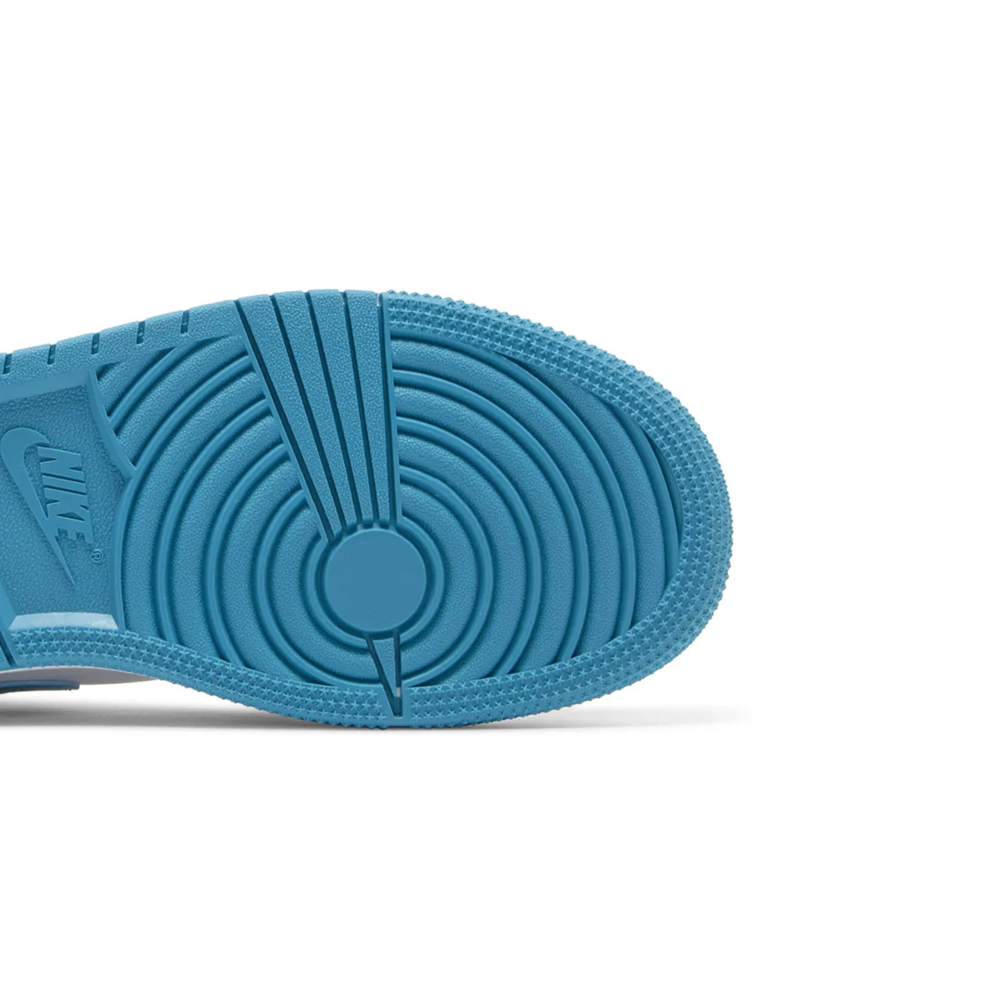 Air Jordan 1 Low 'Aquatone' GS Sneakers for Girls (2023) - Light Blue & White Basketball Shoes for Casual Wear & Street Style