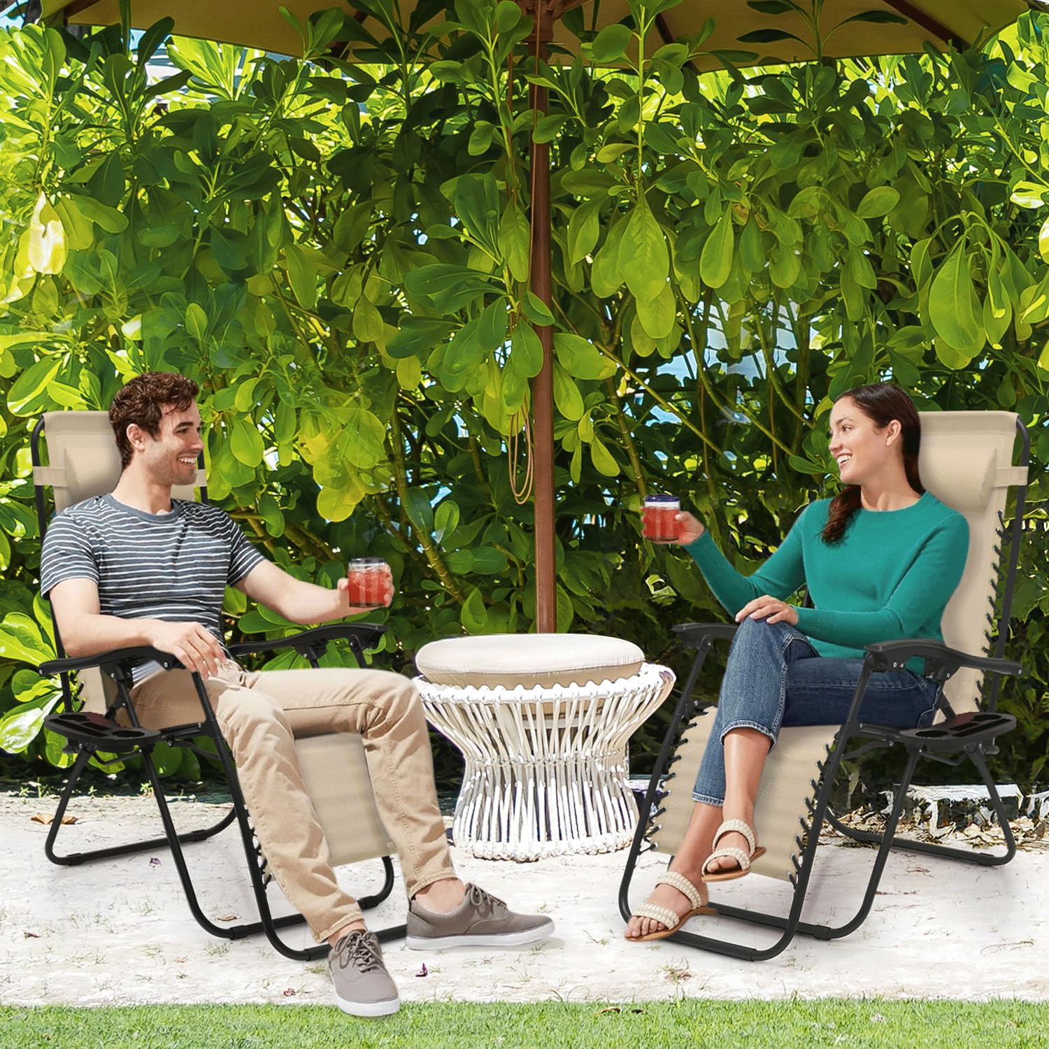 MoNiBloom Zero Gravity Lounge Chairs Set of 2 - Outdoor Reclining Patio Chairs for Adults, Foldable Beach Chairs with Adjustable Backrest - Perfect for Backyard, Poolside, Camping & Beach Relaxation (Cream)
