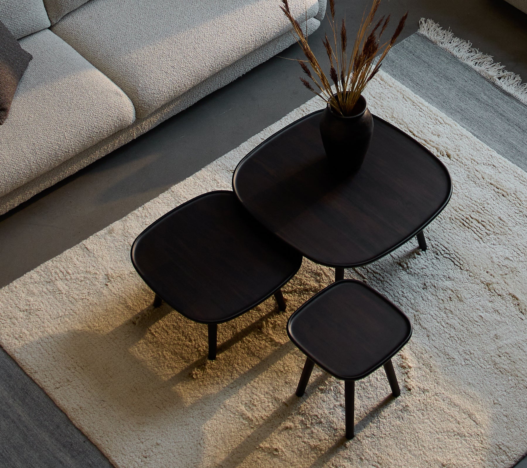 Modern Large Pace Coffee Table - Stylish & Durable Living Room Center Table for Home Decor, Entertainment, and Relaxation