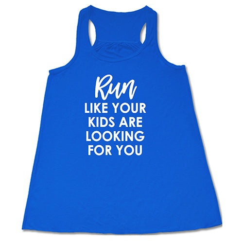 Funny Running Dad T-Shirt - 'Run Like Your Kids Are Looking For You' Humor Graphic Tee - Perfect for Jogging, Parenting Gifts & Family Outfits