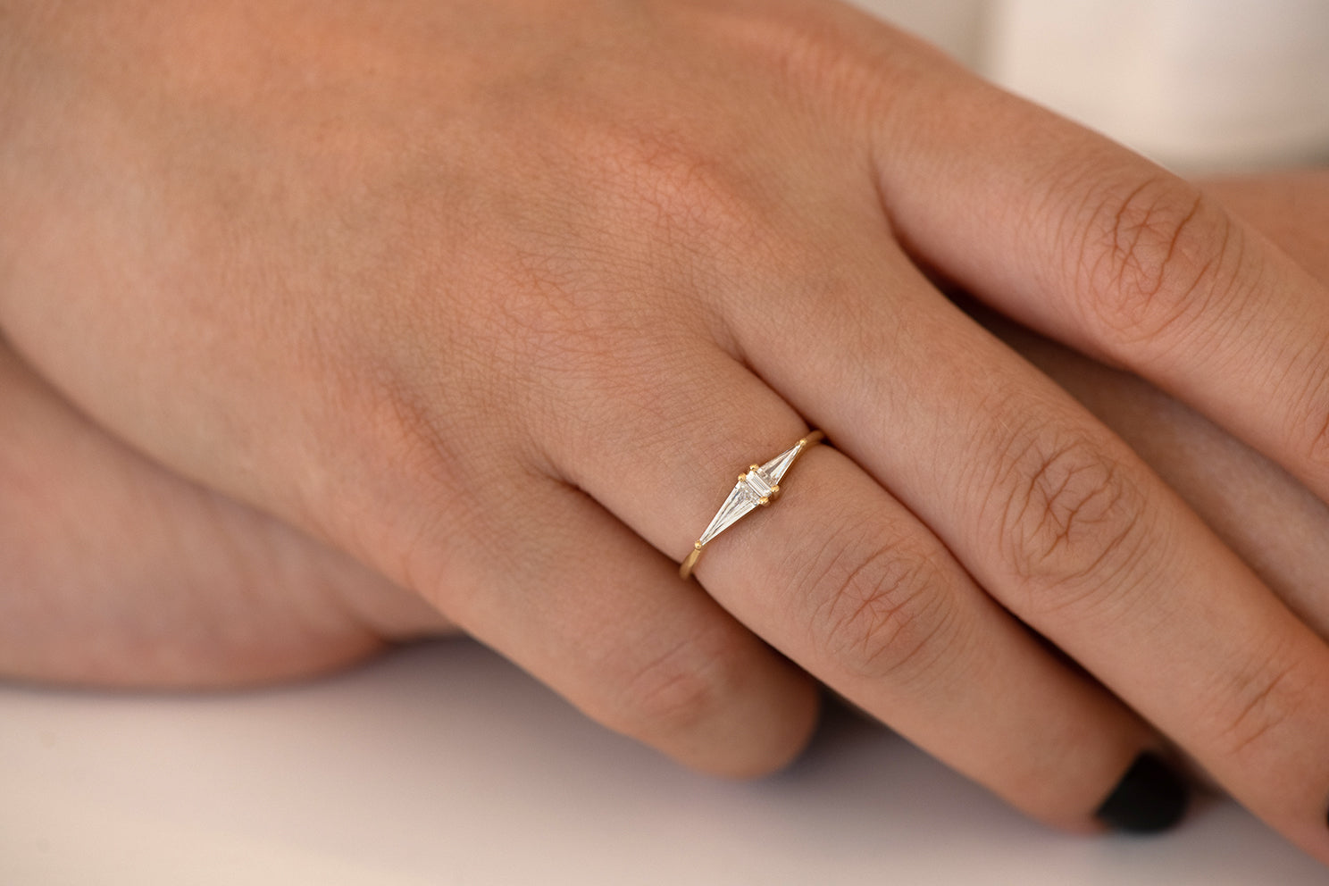 Asymmetrical Arrow Diamond Engagement Ring for Women - Unique Wedding Band, Proposal Jewelry Gift for Her - Perfect for Anniversaries, Valentine's Day & Special Occasions