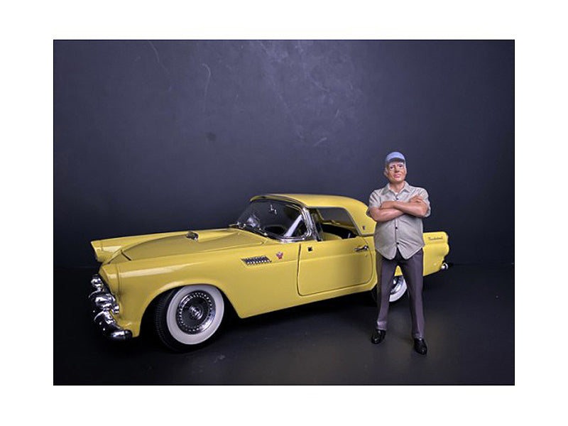 American Diorama 1/18 Scale Weekend Car Show Figurine II - Realistic Collectible Model Car Display for Diecast Enthusiasts - Perfect for Showcase, Diorama, and Collectors' Displays