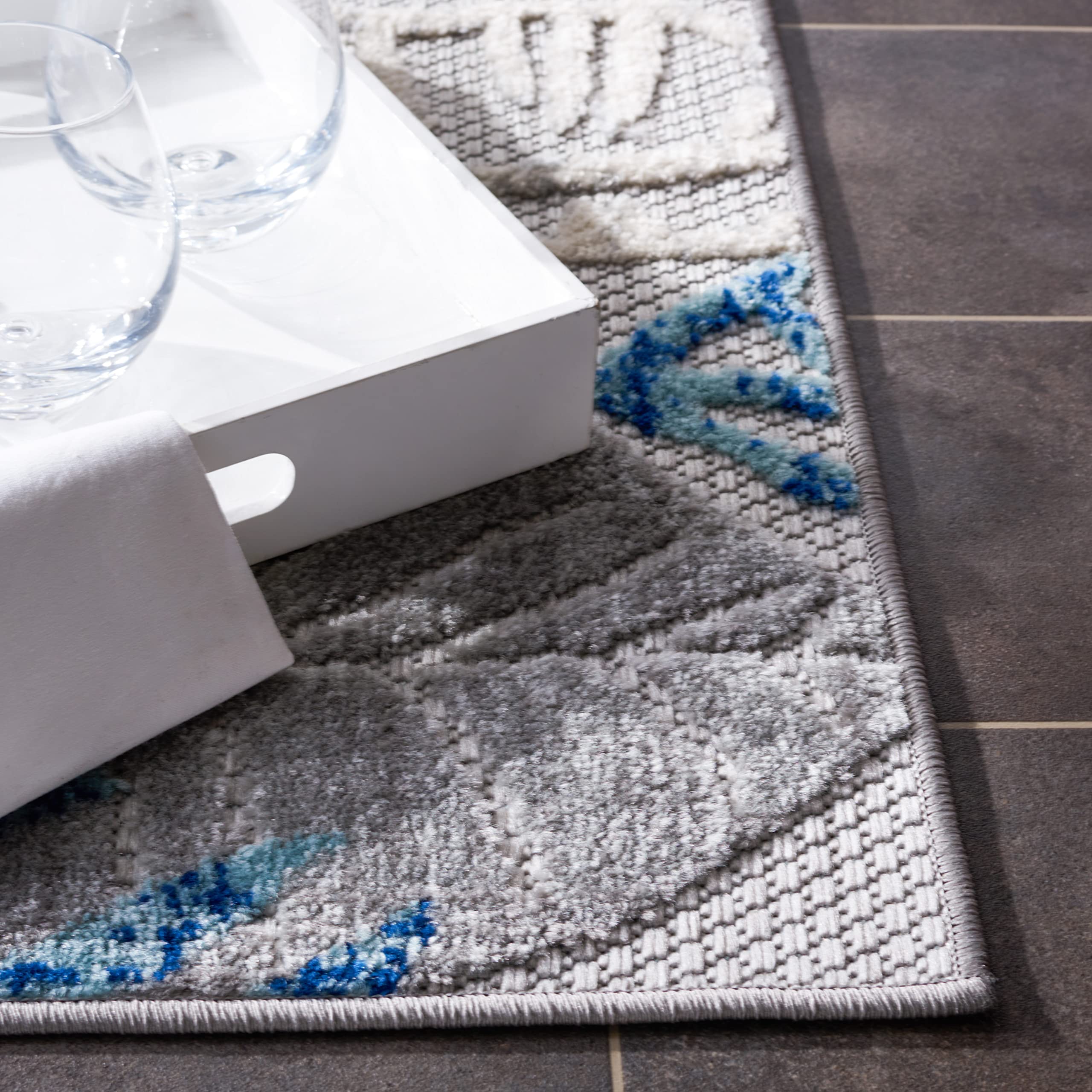 SAFAVIEH Cabana Collection 2' x 6' Runner Rug - Grey & Blue Botanical Design, Non-Shedding Washable Indoor Outdoor Rug for Patio, Backyard, Mudroom, Kitchen, Hallway & Entryway (CBN831F)