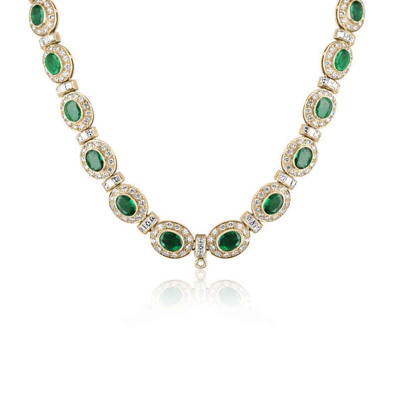 18K Gold Emerald and Diamond Choker Necklace - 22tcw Oval Cut Vivid Green Gemstone Jewelry for Women, Perfect for Weddings, Parties & Special Occasions