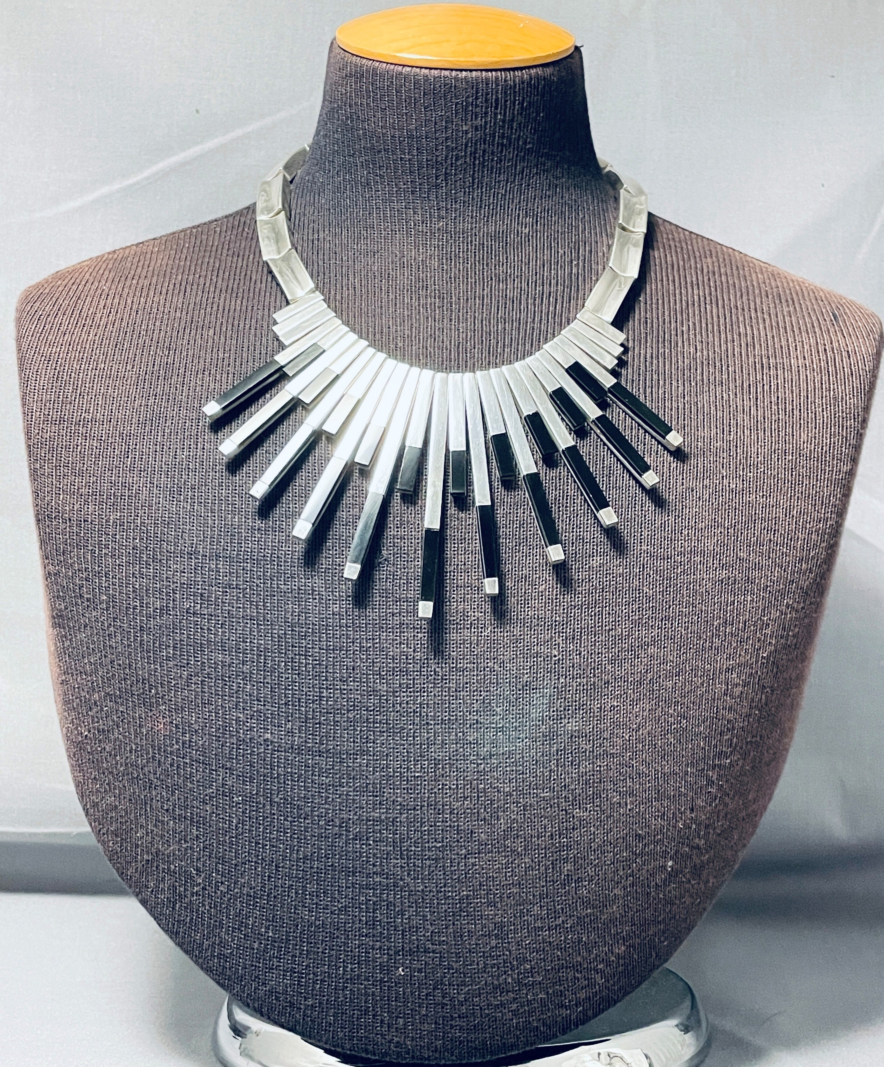 Vintage Navajo Sterling Silver Jet Necklace - Authentic Native American Jewelry for Women - Perfect for Boho Style, Weddings & Special Occasions