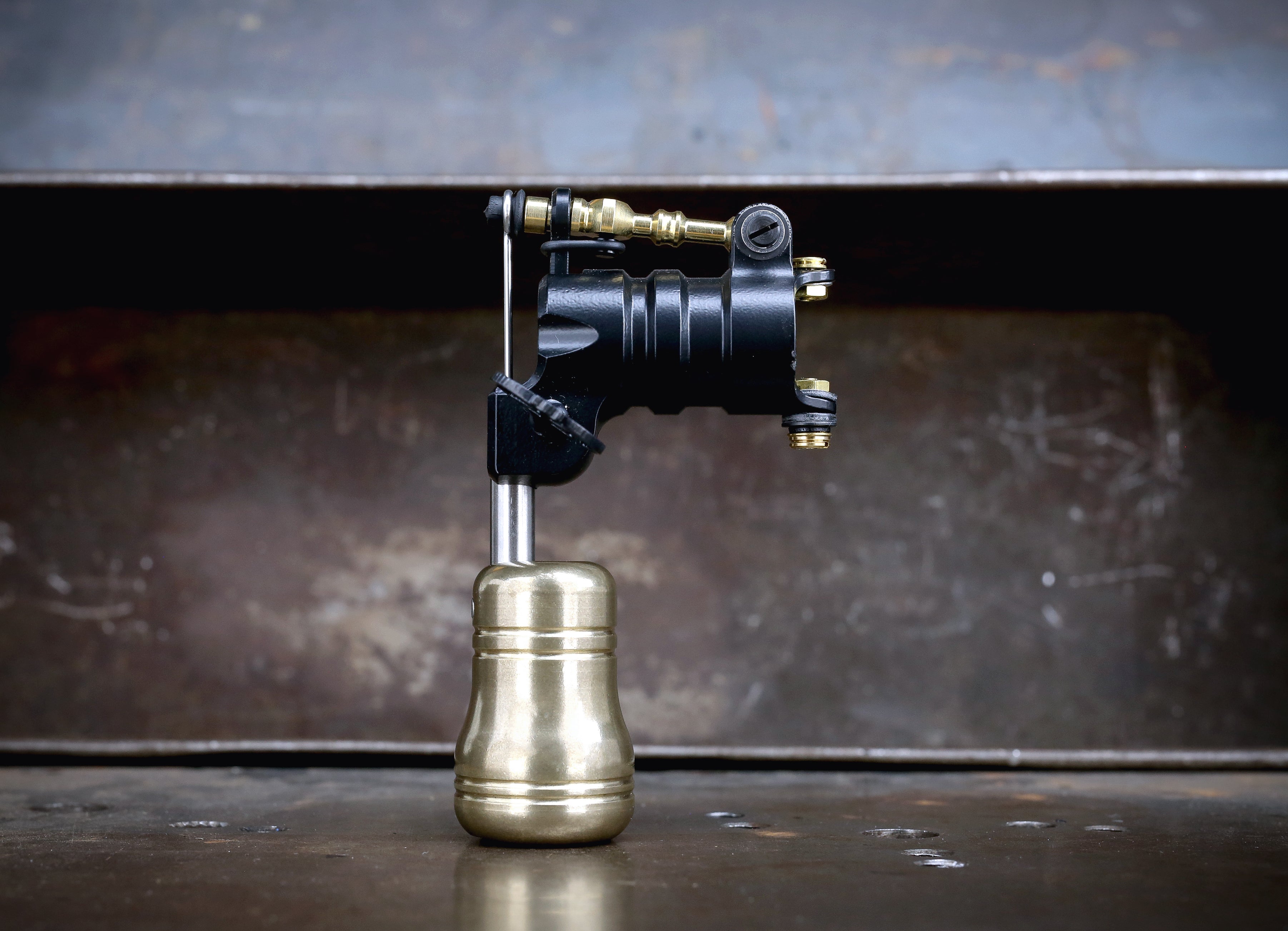 Dan Kubin Offset CARTRIDGE Grip - Ergonomic Camera Handle for DSLR & Mirrorless - Perfect for Vlogging, Photography & Filmmaking