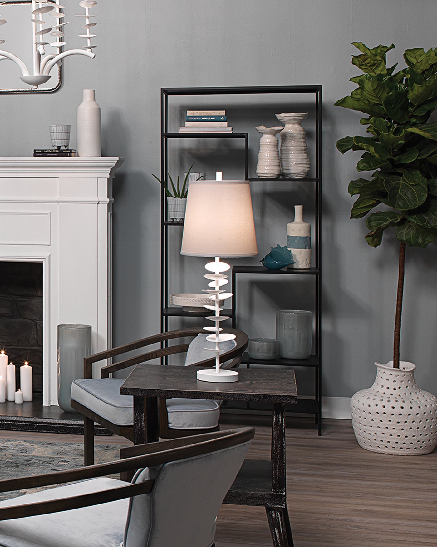 Elegant Petals Table Lamp - Modern Bedside & Living Room Decor - Soft Lighting for Reading & Relaxation