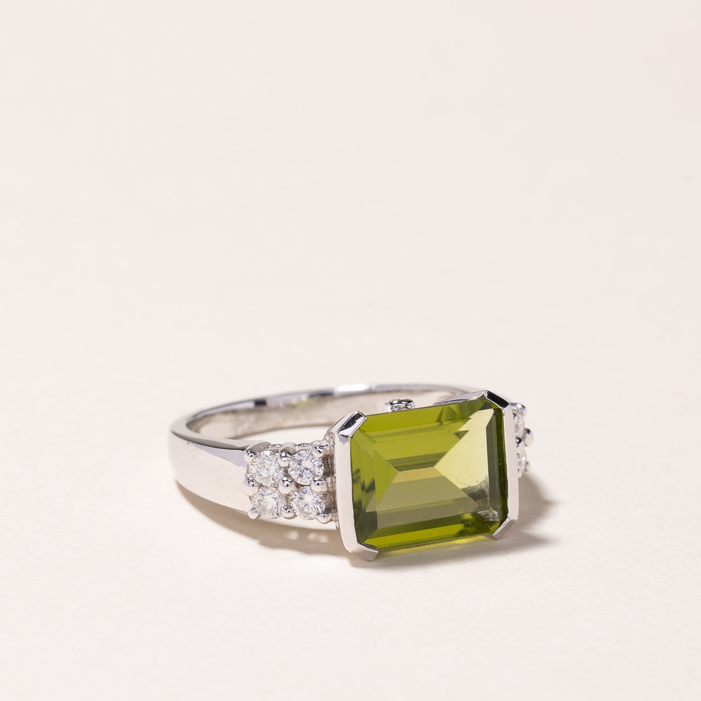 18K White Gold Tourmaline and Diamond Ring - 2.90ct Tourmaline & 0.28ctw Diamonds - Size 6.75 | Elegant Jewelry for Weddings, Anniversaries & Special Occasions