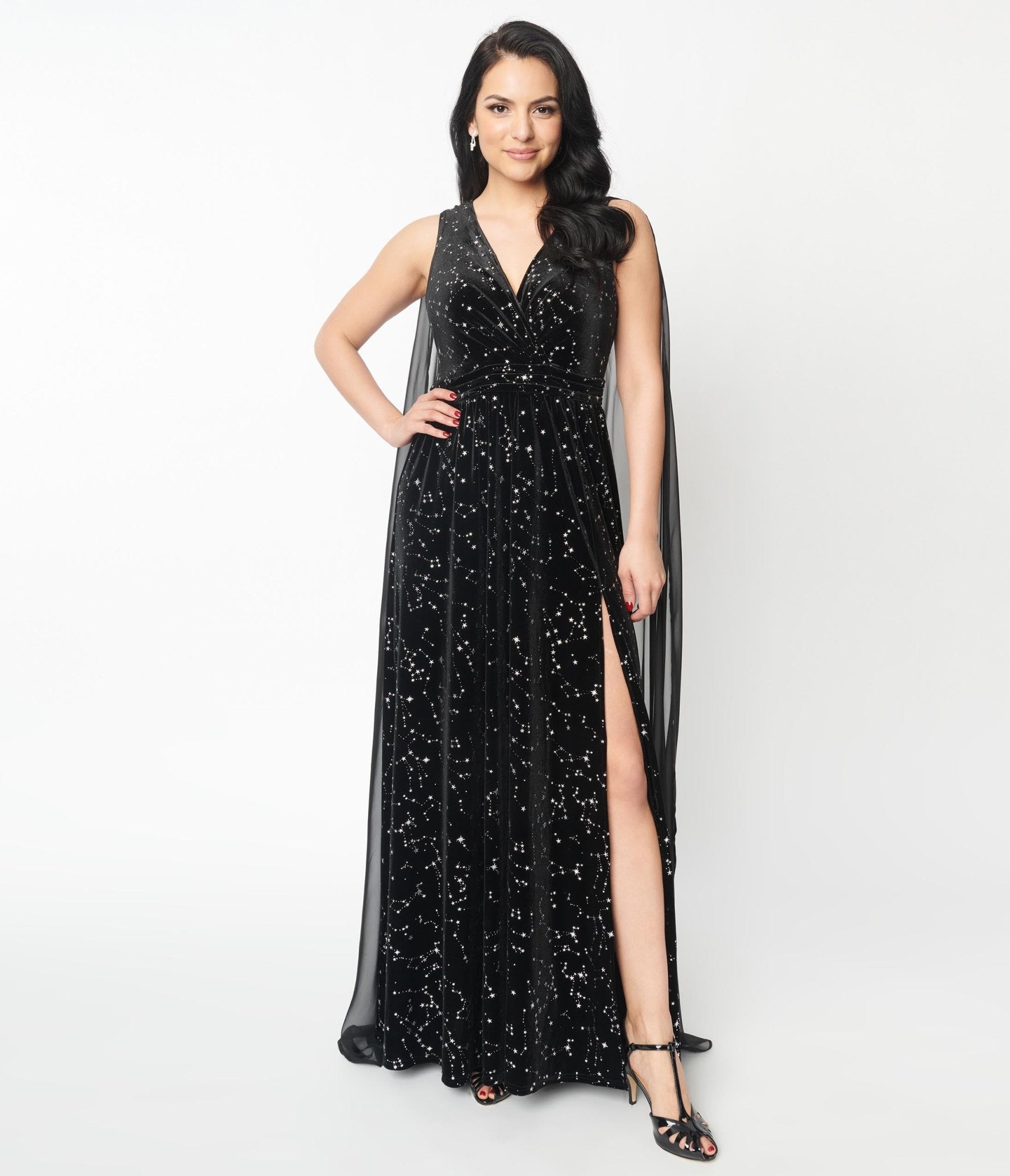 Vintage Black Velvet Cape Gown with Constellation Embroidery - Elegant Gothic Evening Dress for Halloween, Cosplay & Formal Events