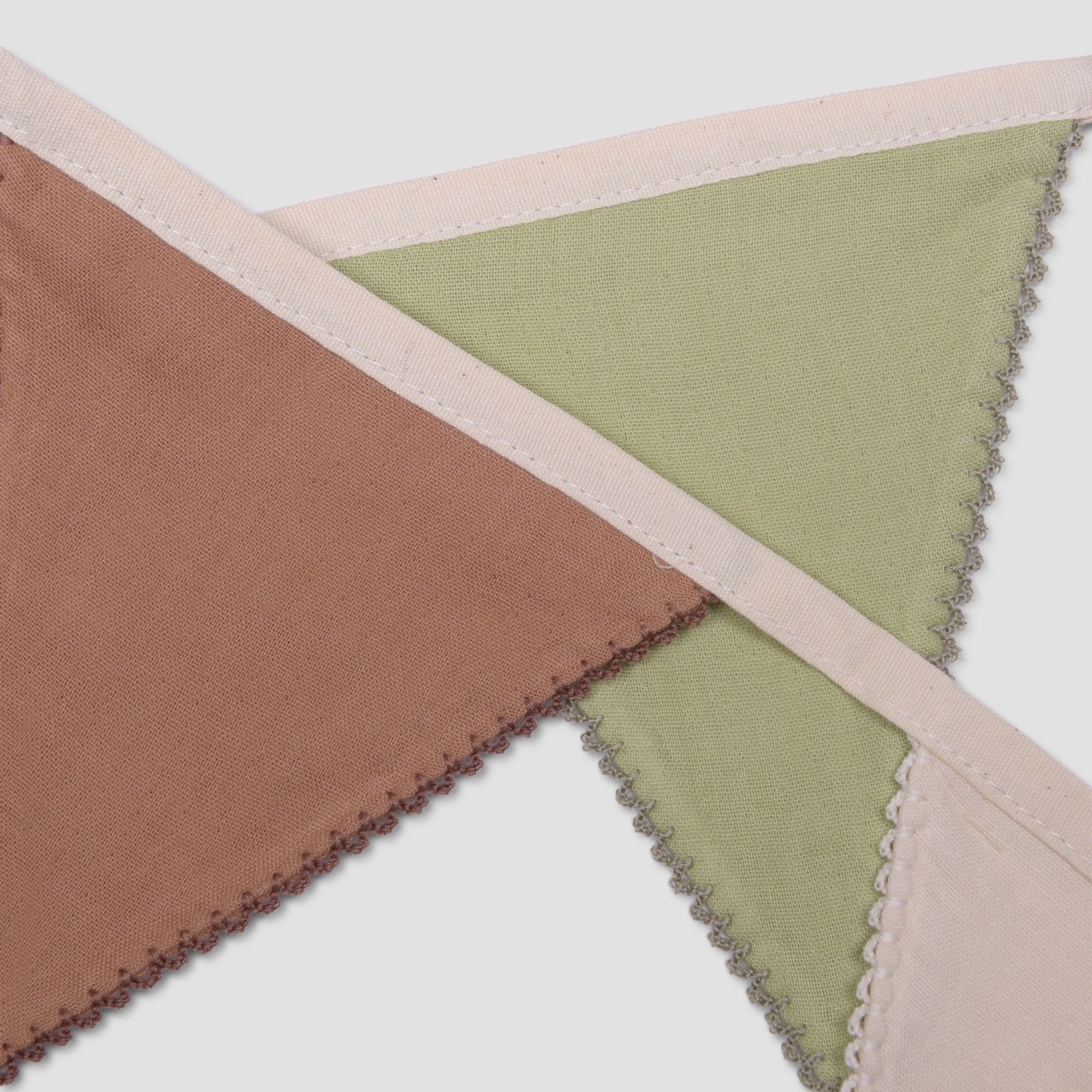 Soft and Breathable Cotton Gauze Bunting Swaddle Blanket for Babies - Perfect for Swaddling, Nursing, and Photo Props