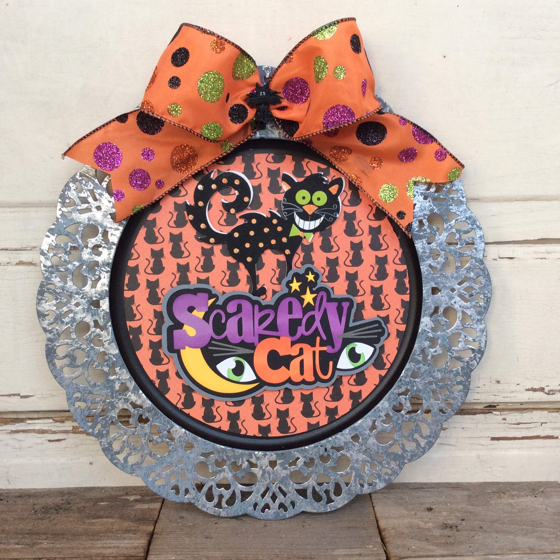 AGD Halloween Decor - Scaredy Black Cat Metal Charger Plate for Spooky Table Setting | Elegant Dinnerware for Halloween Party & Home Decor