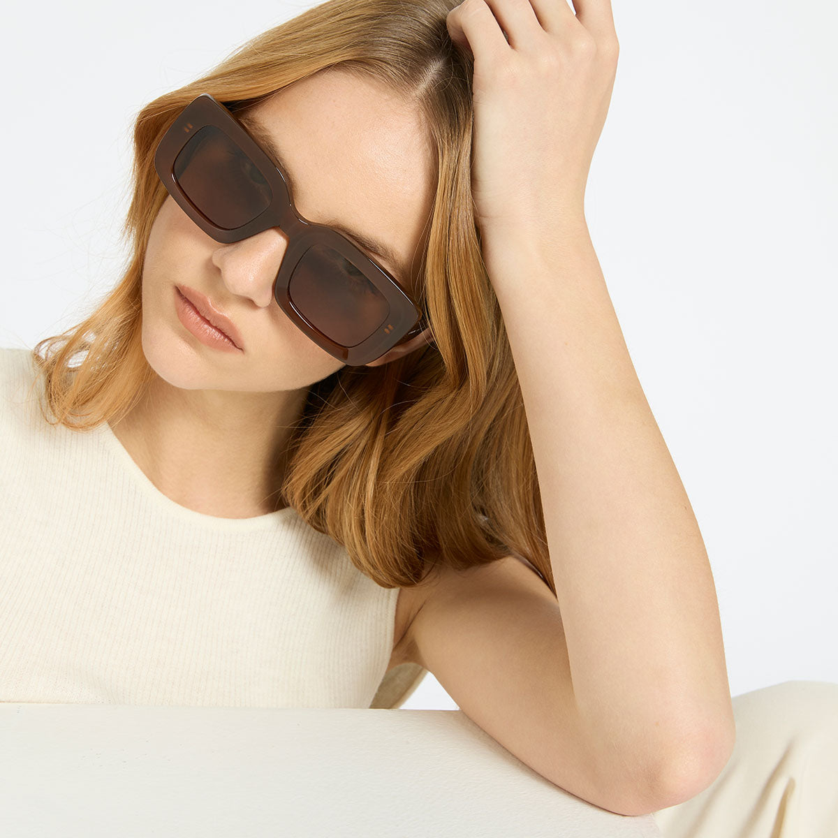 Stylish Unisex Brown Polarized Sunglasses for Men & Women - UV Protection, Durable & Lightweight for Outdoor Activities, Driving, Beach & Travel
