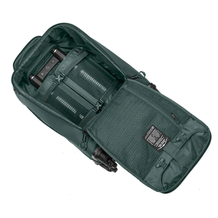 Eagle Creek Tarmac XE 4 Wheel Carry On Luggage - Lightweight Spinner Suitcase for Travel, Business & Weekend Trips - Durable Expandable Cabin Bag with Smooth Rolling Wheels