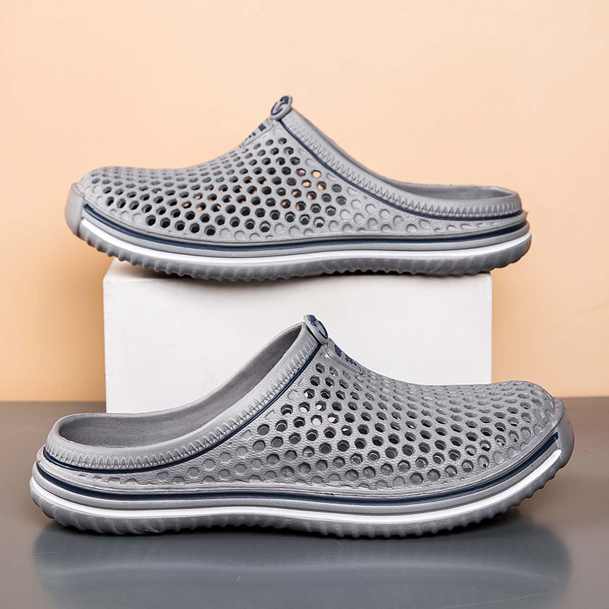 HYDLONGR Unisex Lightweight Breathable Garden Clogs - Quick-Drying Non-Slip Beach Sandals & Water Shoes for Men and Women - Perfect for Gardening, Beach Walks, Poolside, and Water Activities