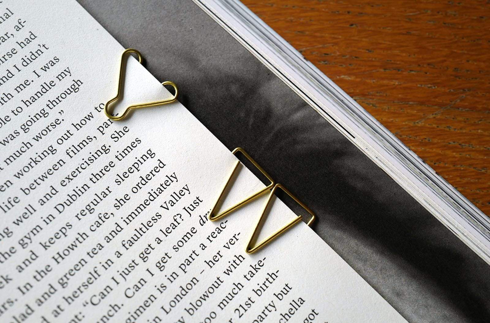 Premium Brass Paper Clips by Tools to Liveby (McGill) - Elegant Office Supplies for Organizing Documents, Notes & Files