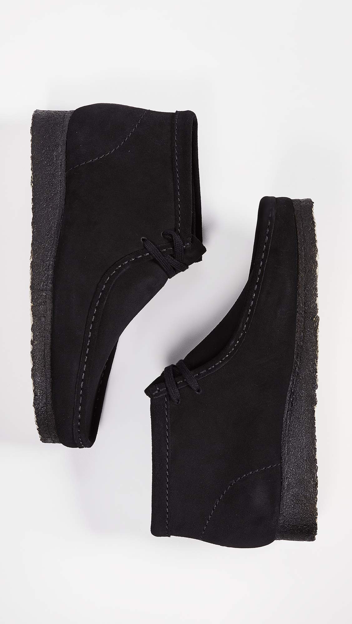 Clarks Men's Wallabee Boot - Classic Suede Chukka Boots for Men | Comfortable & Stylish Casual Shoes | Perfect for Everyday Wear, Office & Outdoor Activities