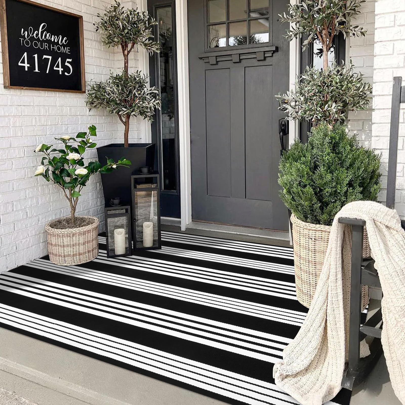 5'x7' Washable Outdoor Rug - Cotton Woven Patio Rug for Porch, Deck & Backyard | Indoor/Outdoor Area Rug for Living Room, Entryway, Farmhouse, Kitchen & Foyer | Durable Black and White Door Mat - Perfect for High Traffic Areas & Home Decor