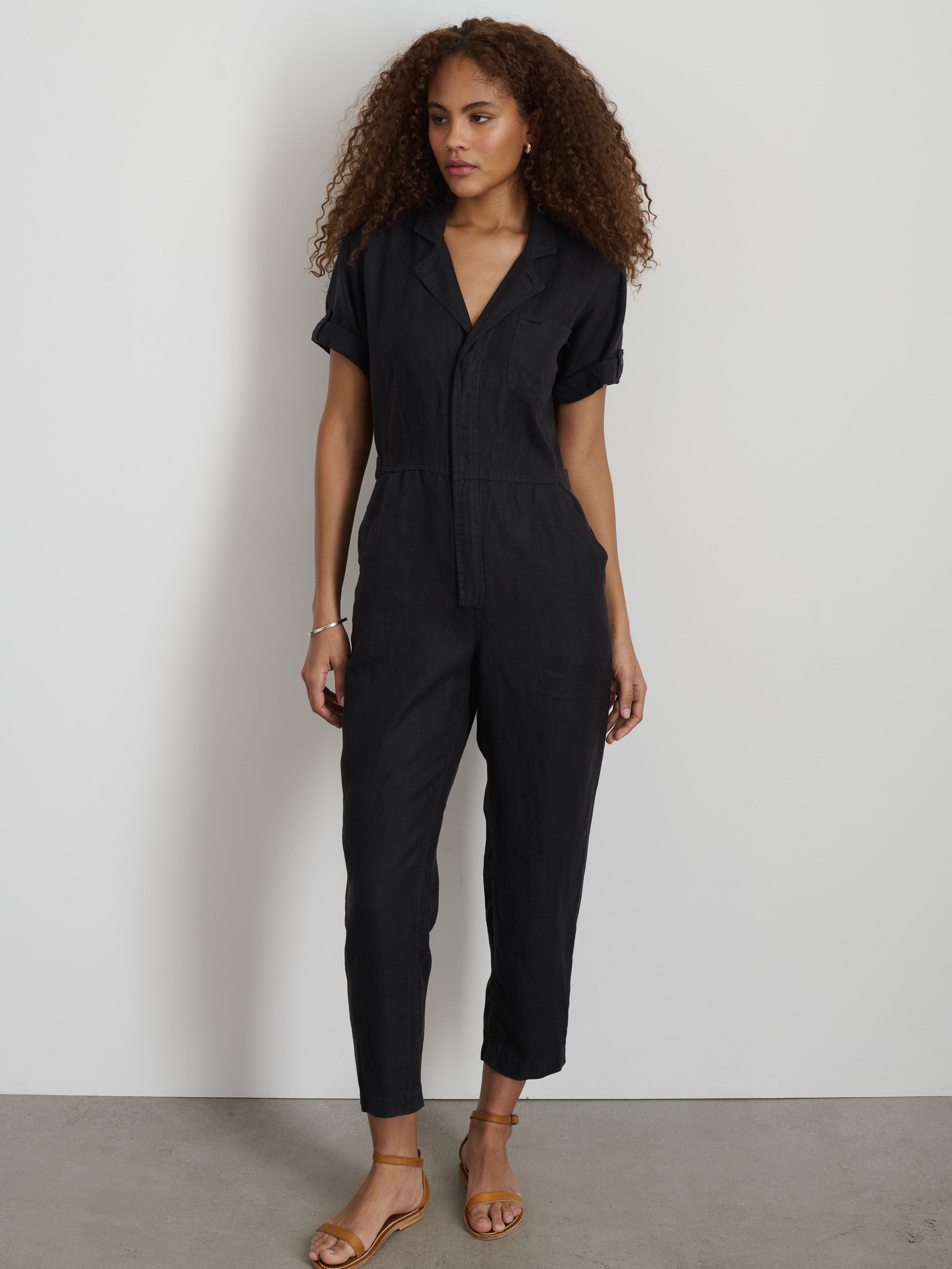 Stylish Linen Jumpsuit for Women - Comfortable & Breathable Summer Outfit - Perfect for Beach, Vacation & Casual Wear