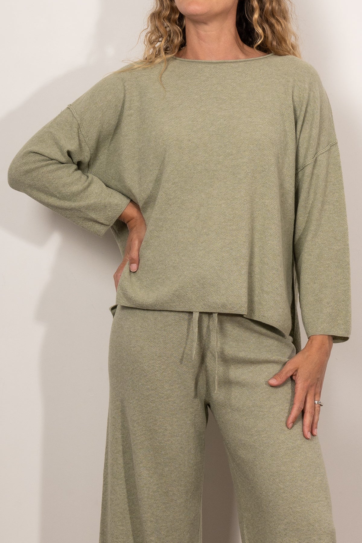 Premium Merino Wool Pullover for Women - Talamaya Winter Retreat Sweater - Cozy & Warm for Cold Weather, Hiking, and Outdoor Adventures