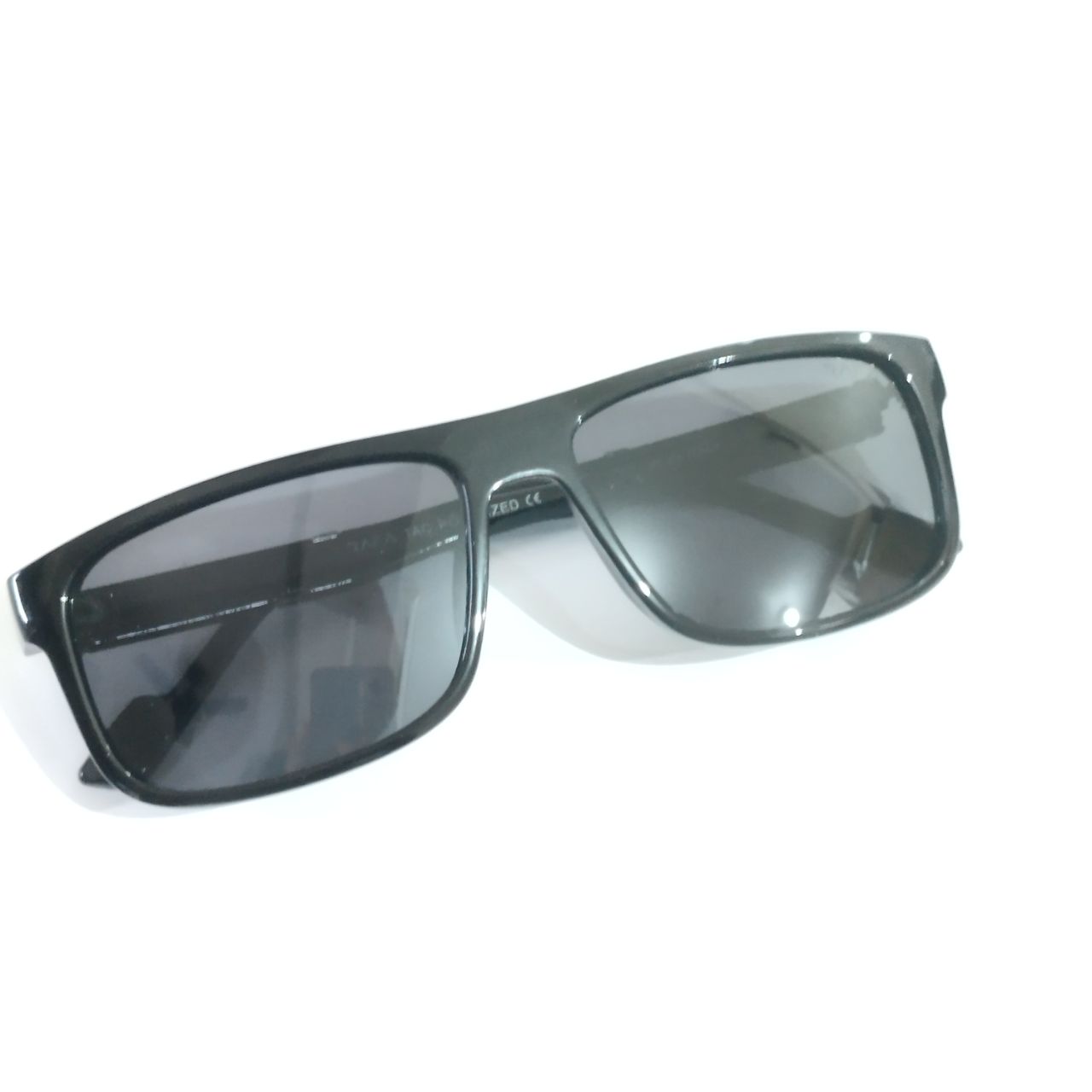 Fashionable Black Rectangle Polarized Sunglasses for Men & Women - UV Protection, Lightweight & Comfortable for Driving, Beach & Outdoor Activities