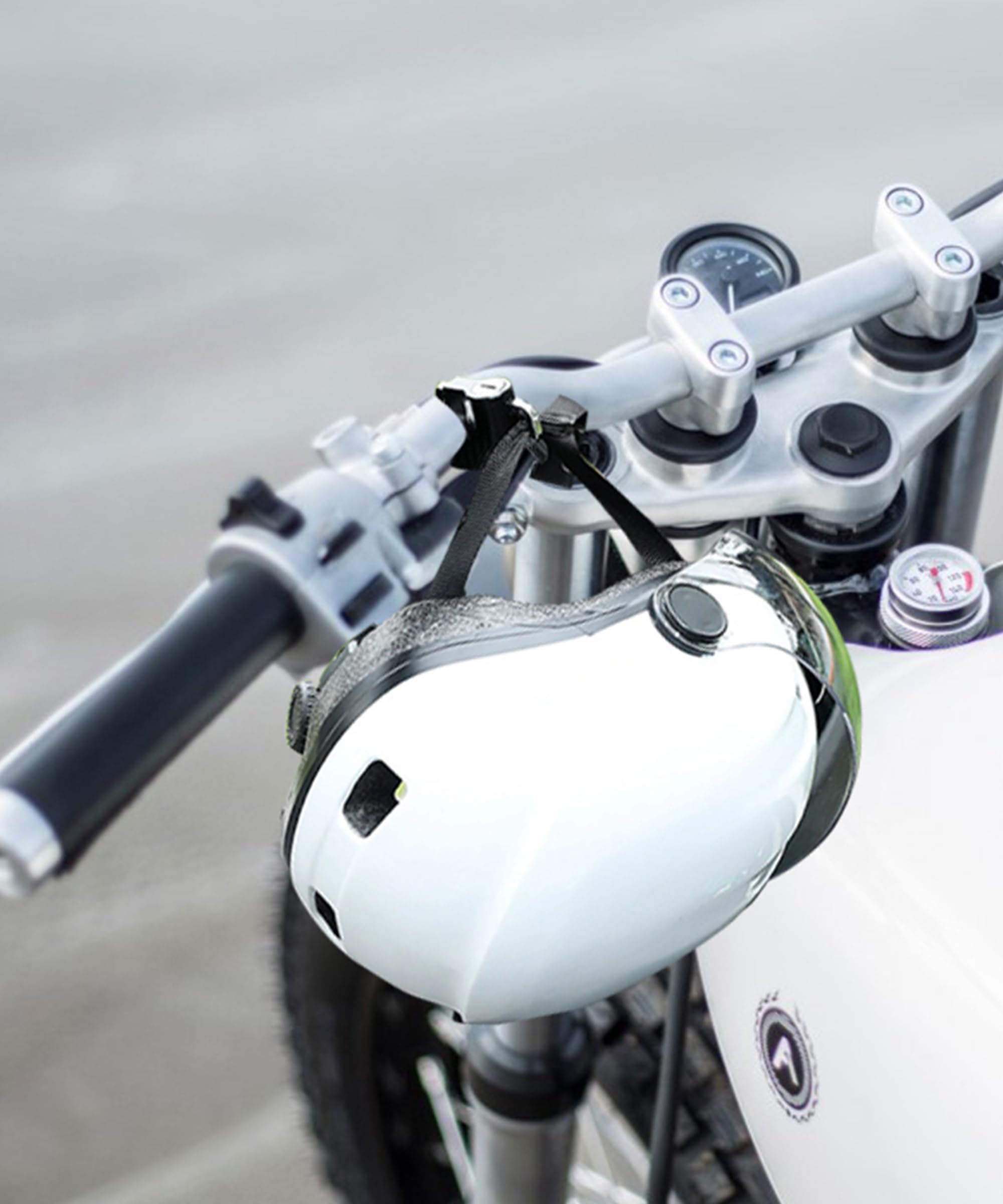 2Pcs Universal Motorcycle Helmet Lock 22-28mm - Anti-Theft Security with Keys for Outdoor Riding