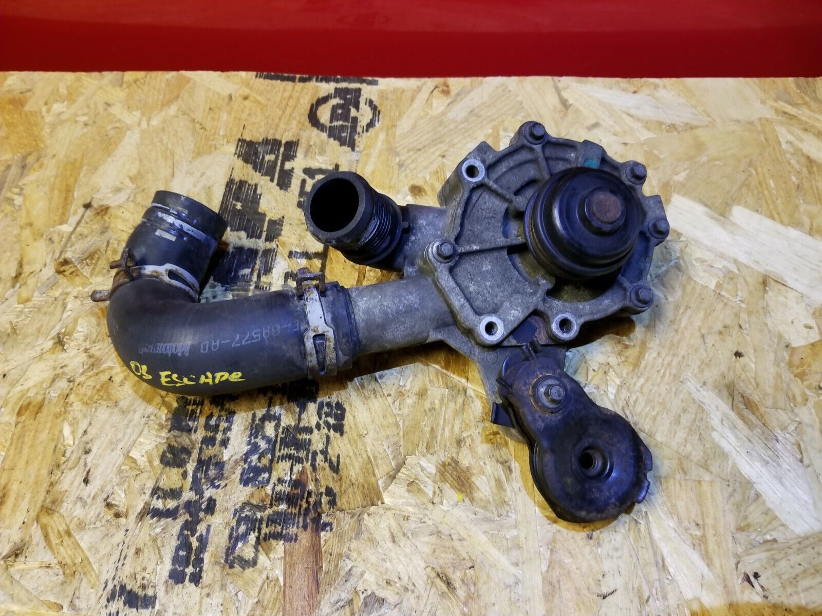 2002-2007 Ford Escape 3.0L Water Pump Replacement - OEM Quality Part for Engine Cooling System - Perfect for DIY Repair & Maintenance