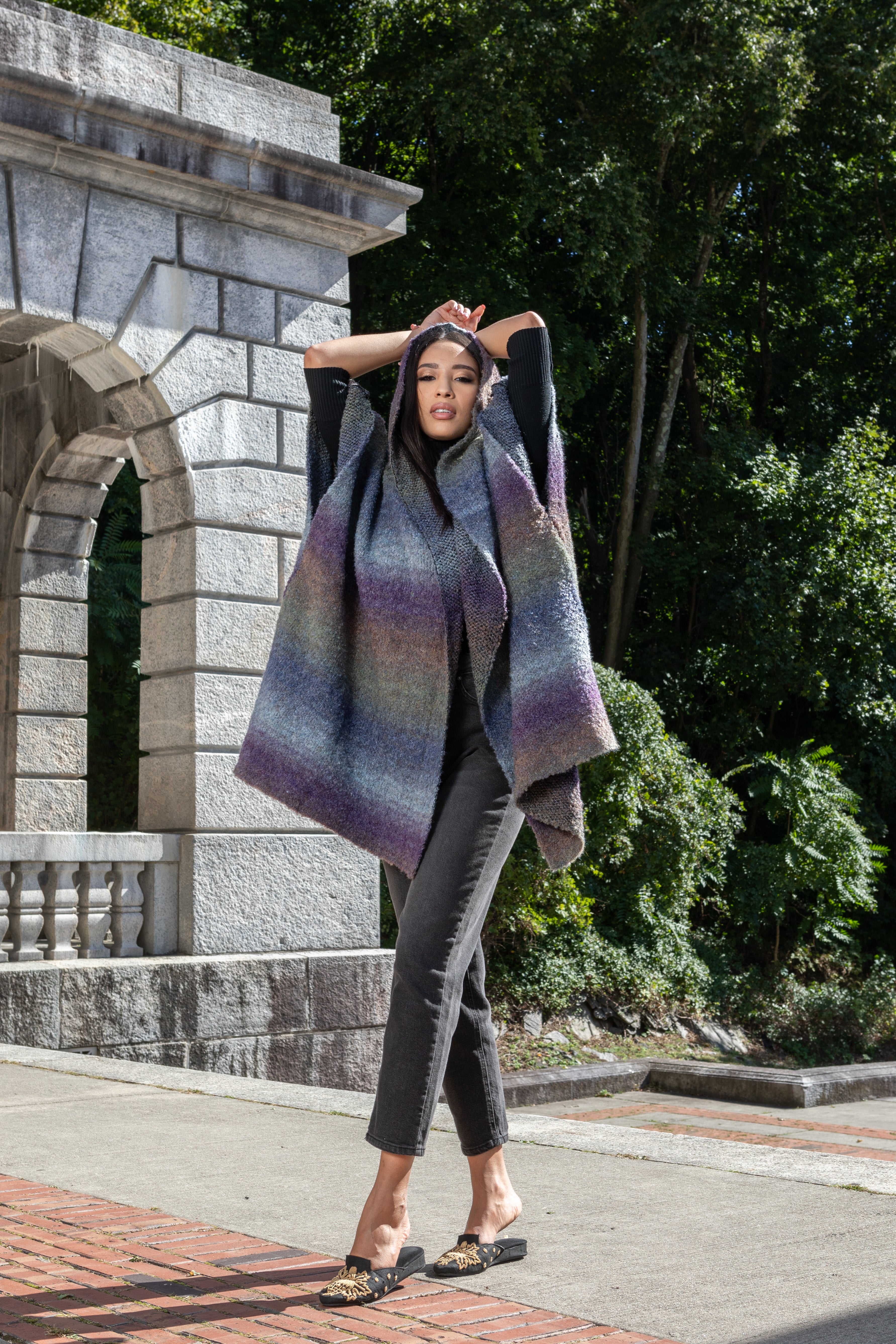 Stylish Hooded Kimono with Multicolor Gradient - Perfect for Loungewear, Yoga, and Beach Cover-Up