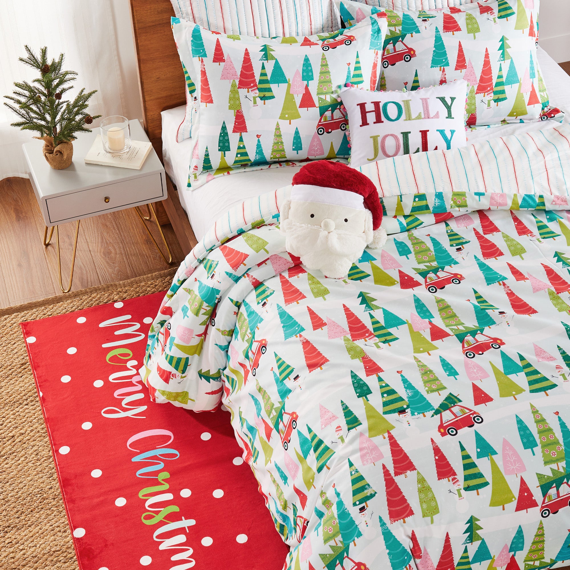 Holly Jolly Comforter Set - Soft & Cozy Christmas Bedding Collection for Holiday Decor - Perfect for Winter Bedroom, Guest Room & Festive Home Styling