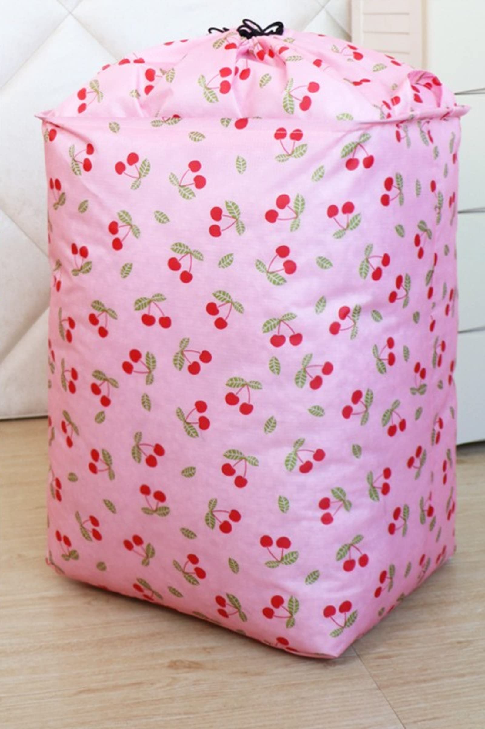 Extra Large Quilted Clothes Storage Bag - Dustproof Seasonal Clothing Organizer with Drawstring | Space-Saving Alternative to Moving Boxes | Perfect for Closet Organization, Seasonal Wardrobe Rotation & Travel Storage