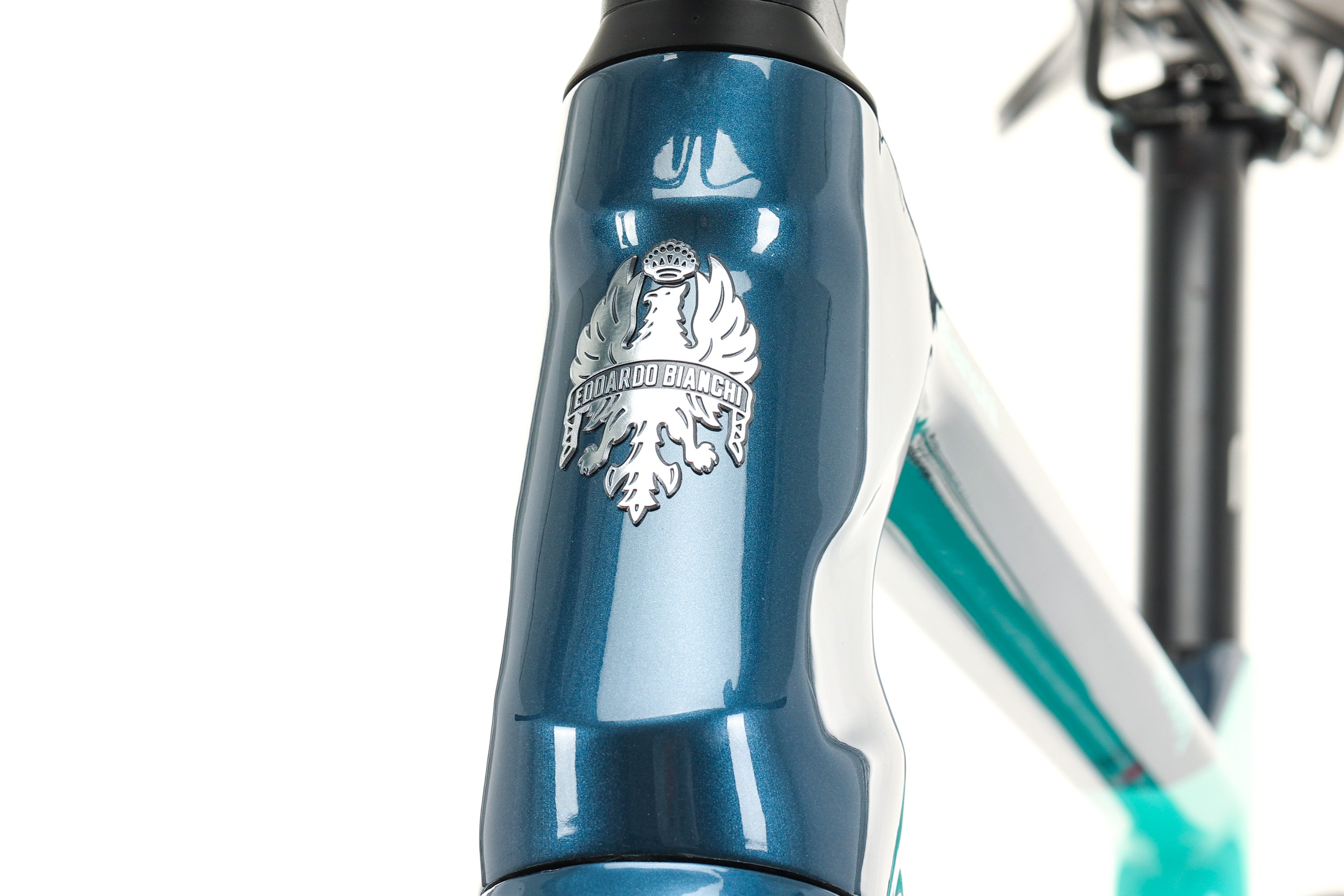Bianchi Arcadex Ekar Gravel Bike 2023 - Medium Size for Men & Women | Perfect for Off-Road Adventures, Commuting & Long-Distance Cycling