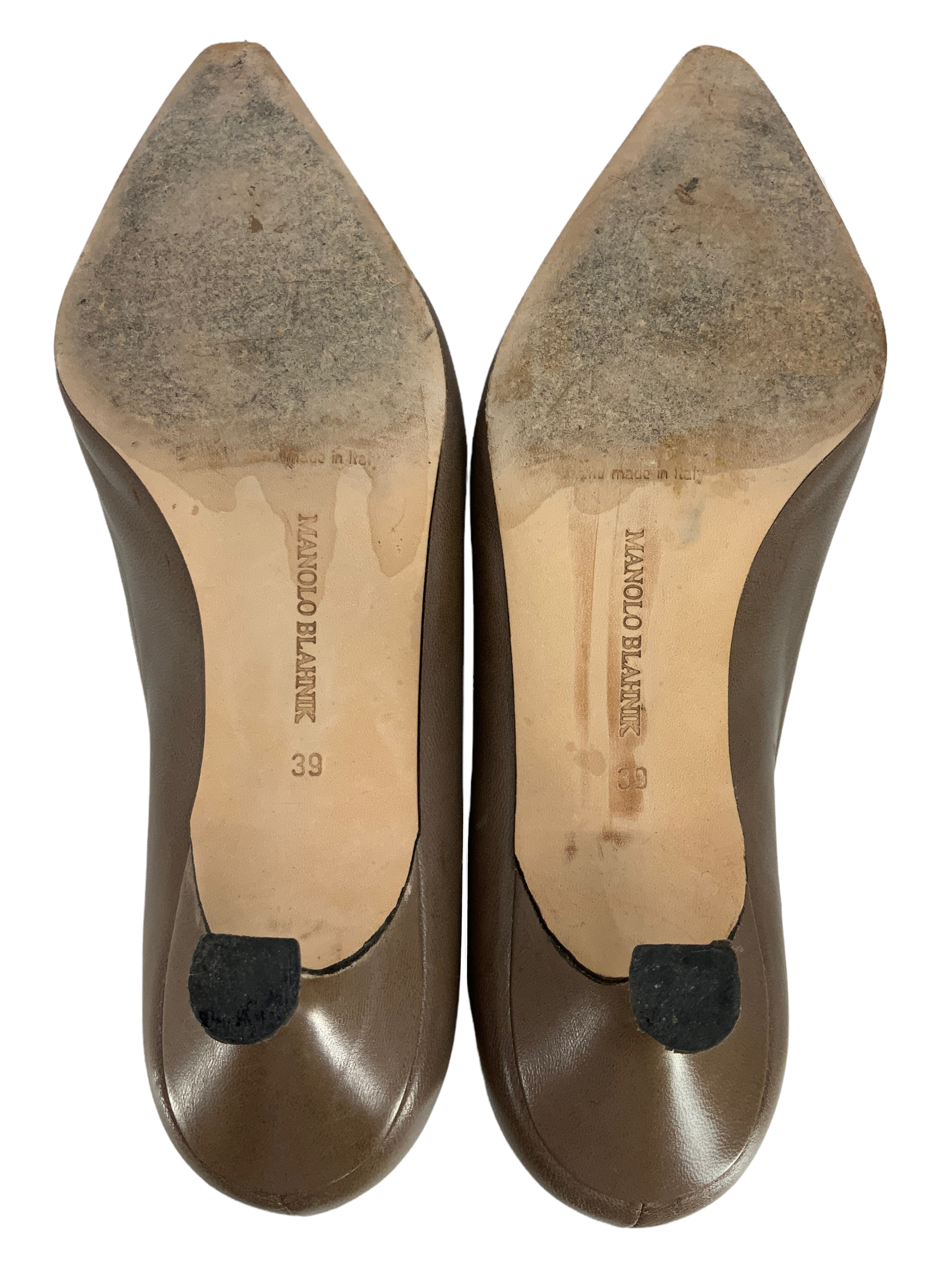 Manolo Blahnik Leather Pointed Toe Pumps Women's Size 9 - Elegant High Heels for Wedding, Party & Office Wear