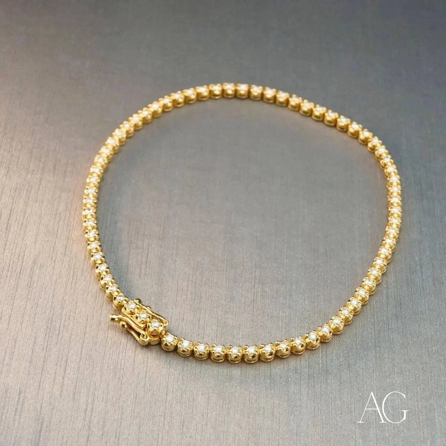 18k Gold Diamond Bracelet for Women - Elegant Sparkling Tennis Bracelet with Real Diamonds - Perfect for Weddings, Anniversaries & Special Occasions