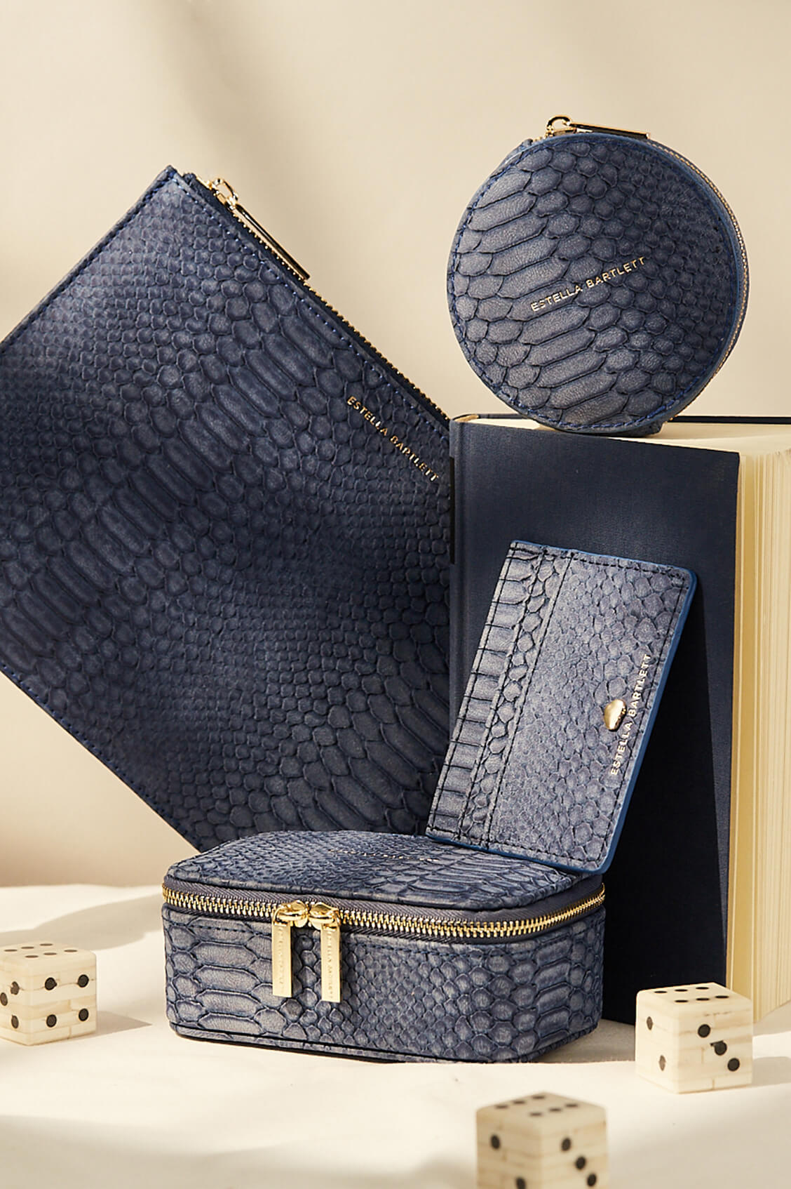 Stylish Navy Snake Print Coin Purse - Fashionable Circle Wallet for Women - Perfect for Parties, Travel & Everyday Use