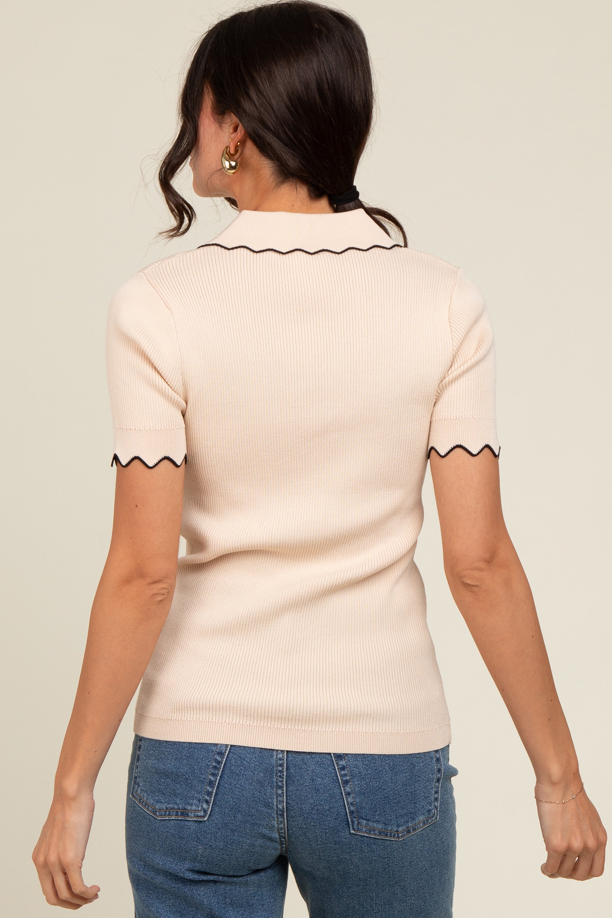 Beige Ribbed Scallop Trim Split V-Neck Short Sleeve T-Shirt for Women | Casual Summer Blouse | Perfect for Beach, Vacation & Date Night Outfits