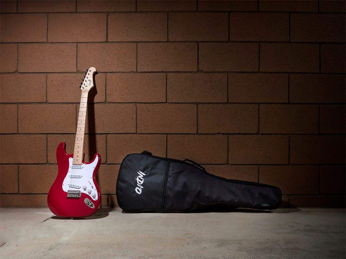 Monoprice Cali Classic Electric Guitar - Wine Red, 6-String Solid Body, Right-Handed, SSS Pickups, Full-Range Tone with Gig Bag | Beginner Guitar for Rock, Blues & Practice | Indio Series