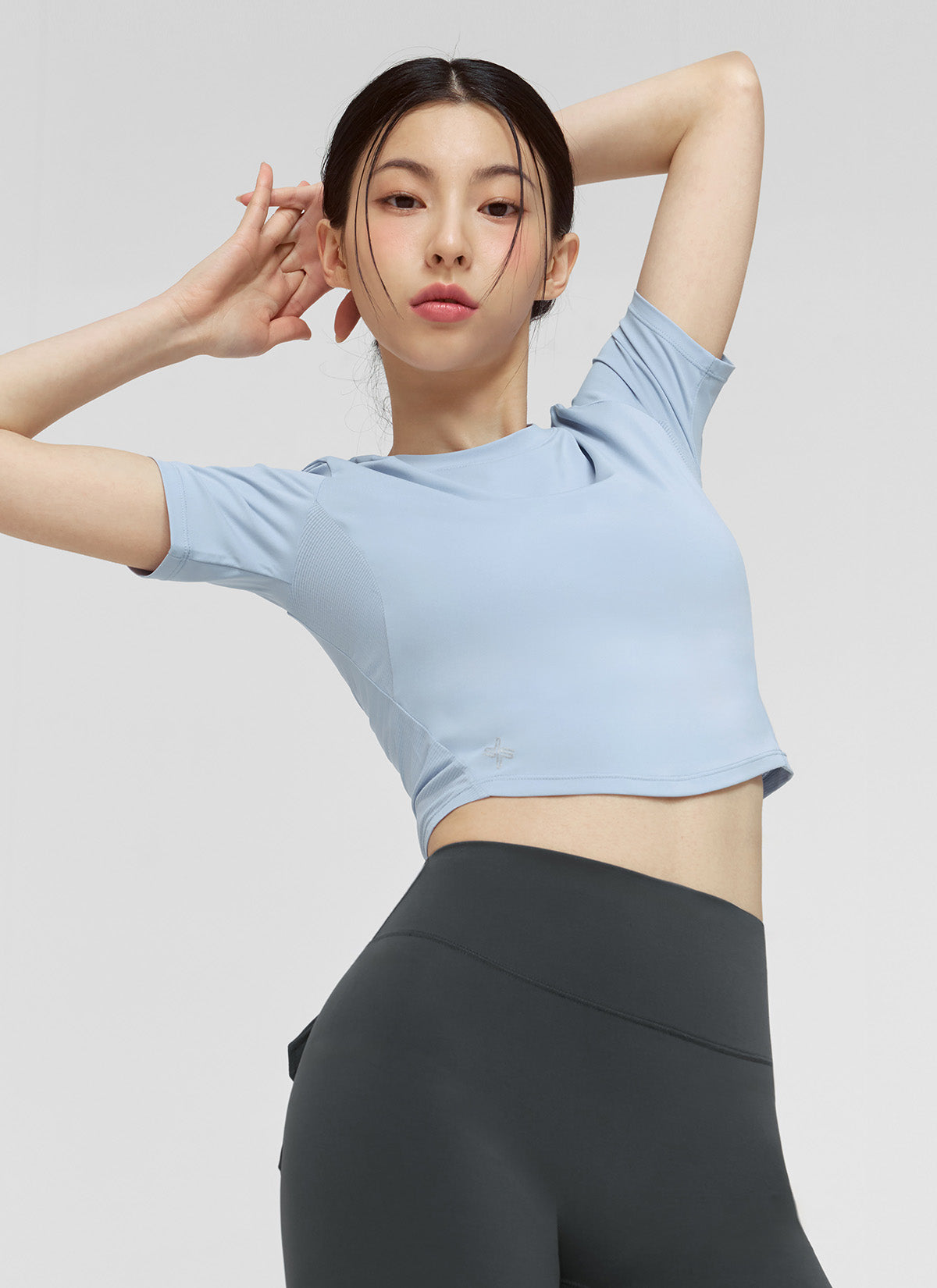 Ice Scent Crop Short Sleeve T-Shirt for Women - Breathable Summer Top for Yoga, Gym & Casual Wear