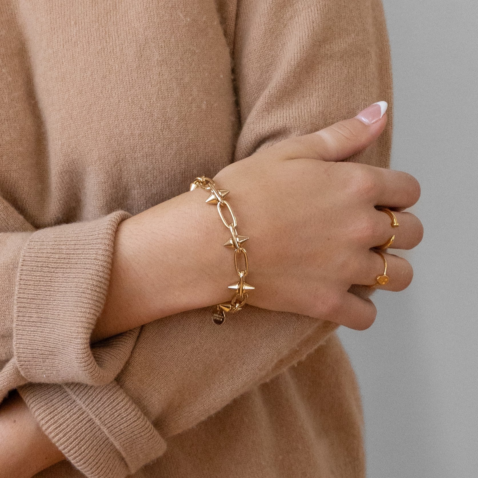 Toom Bracelet for Women - Elegant Adjustable Beaded Bracelet | Perfect for Casual Wear, Office & Special Occasions