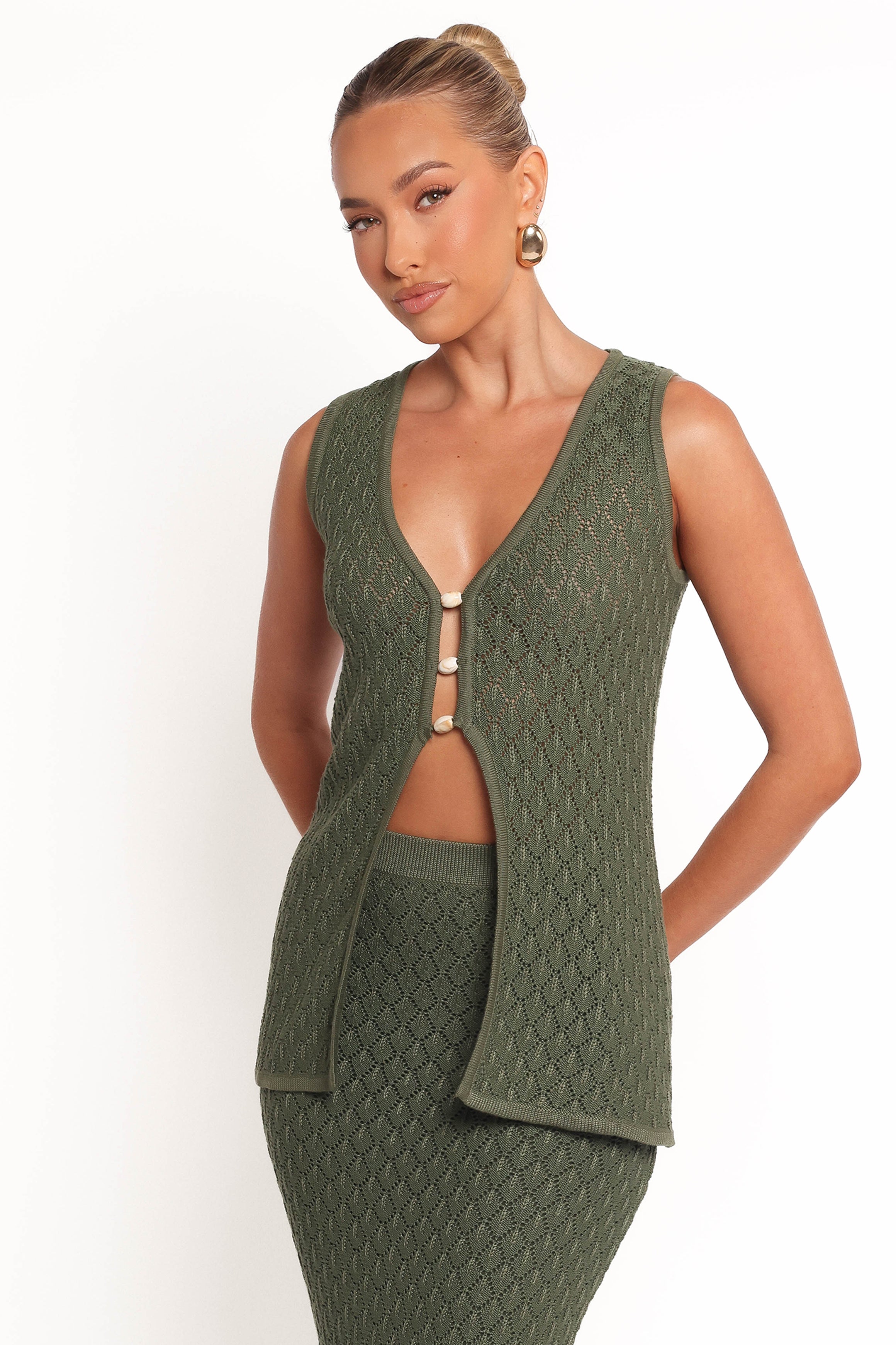 Asplie Women's Knit Top - Olive Green Casual Long Sleeve Shirt for Fall & Winter | Cozy Everyday Wear, Office Outfits, and Weekend Outings
