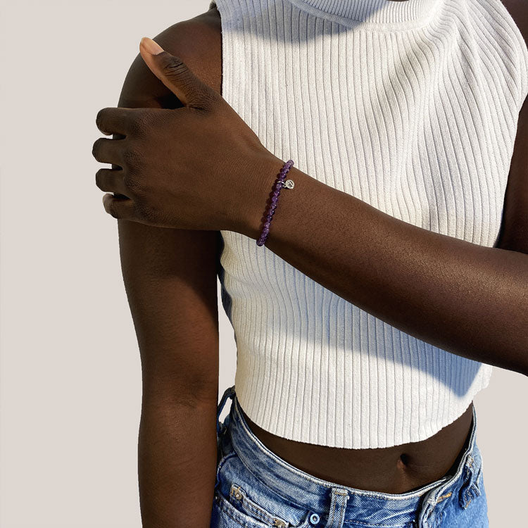 Natural Amethyst Gemstone Bracelet for Women - Healing Crystal Jewelry for Stress Relief & Positive Energy - Perfect for Meditation, Yoga & Spiritual Gifts