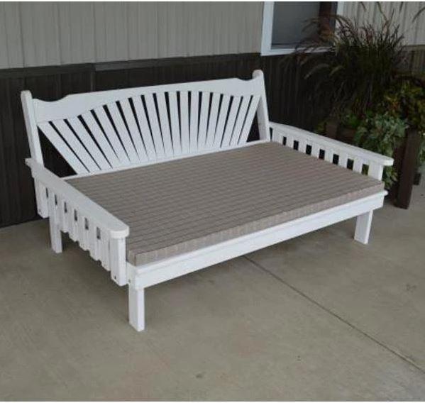 A&L Furniture Yellow Pine Fanback Daybed - Rustic Wooden Sofa Bed for Living Room, Guest Room & Outdoor Use