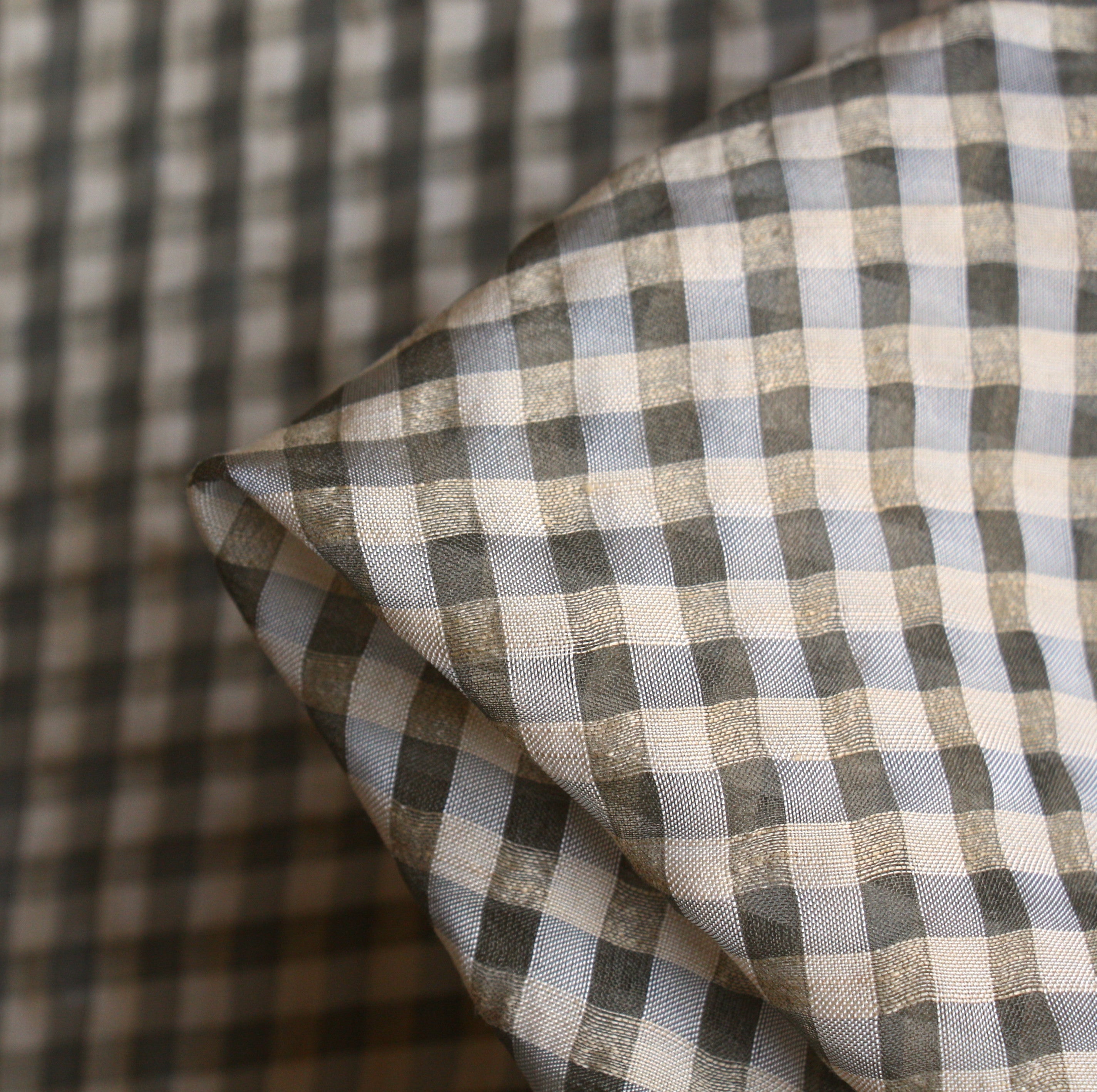 Soft Muted Check Baby Blanket - Cozy & Breathable for Newborns & Toddlers - Perfect for Nursery, Swaddling, Stroller & Cuddle Time