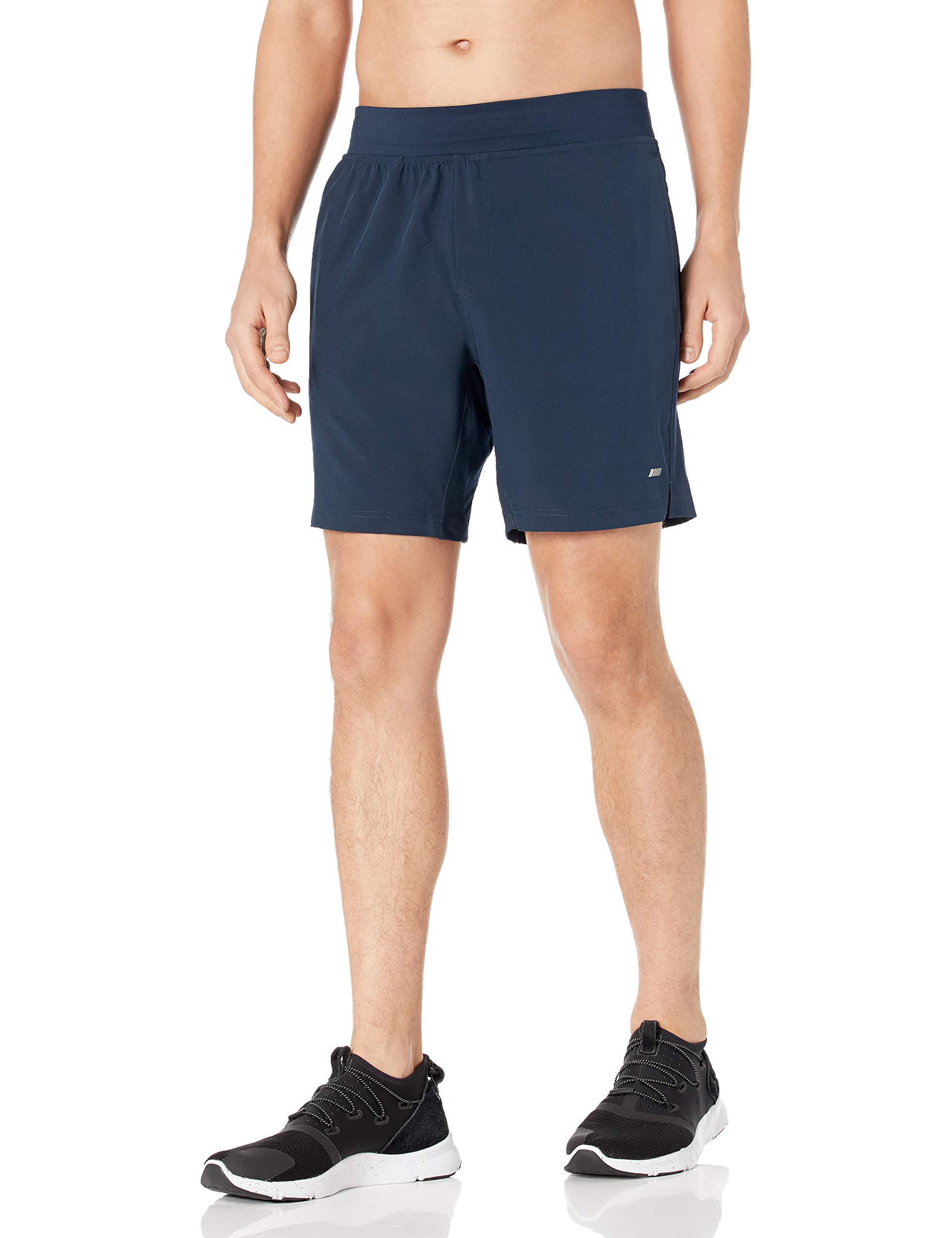 Amazon Essentials Men's Woven Stretch 7