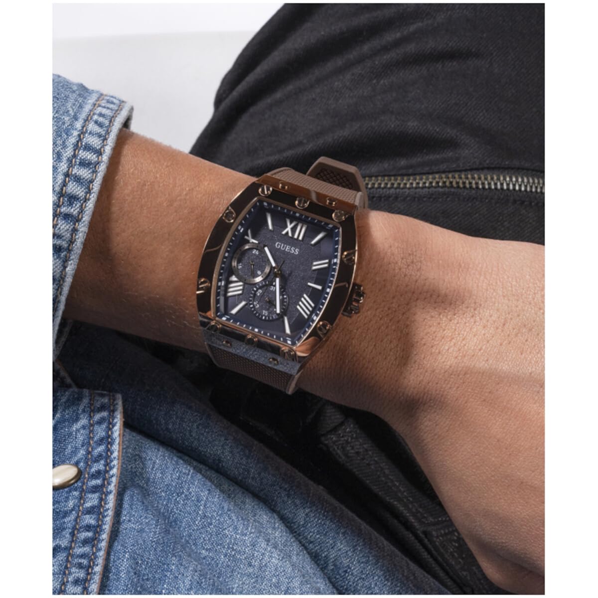 GUESS Men's 43mm Stainless Steel Chronograph Watch with Date Display - Water Resistant, Fashionable Dress & Casual Timepiece for Business, Office & Everyday Wear