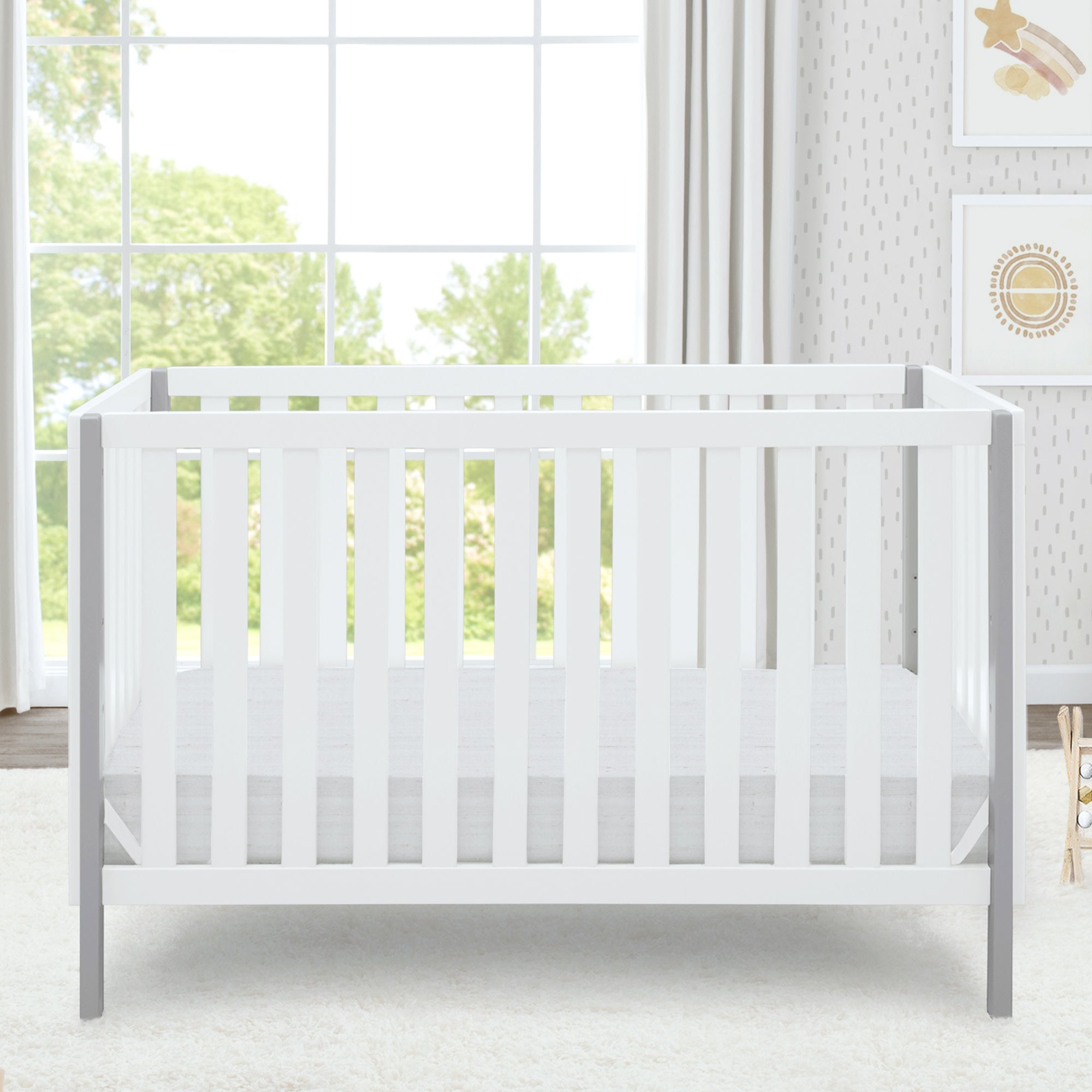 Milo 3-in-1 Convertible Baby Crib - White Wooden Nursery Bed with Toddler Rail & Daybed Conversion - Perfect for Newborns to Toddlers in Modern Nursery Rooms