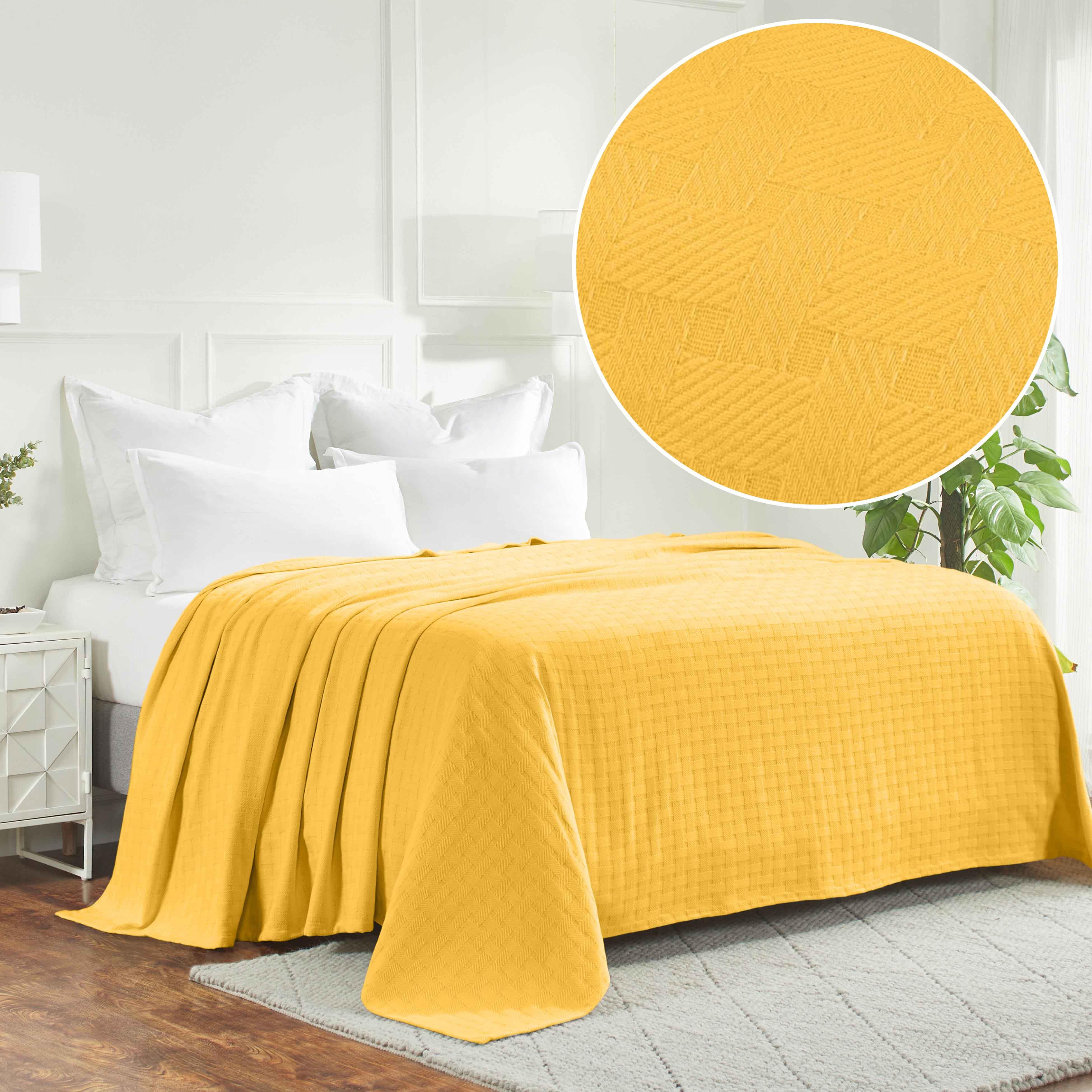 Farmhouse Basketweave Cotton Blanket - All Season Soft & Cozy Throw for Bed, Couch, and Outdoor Use - Perfect for Home Decor, Camping, and Gifts